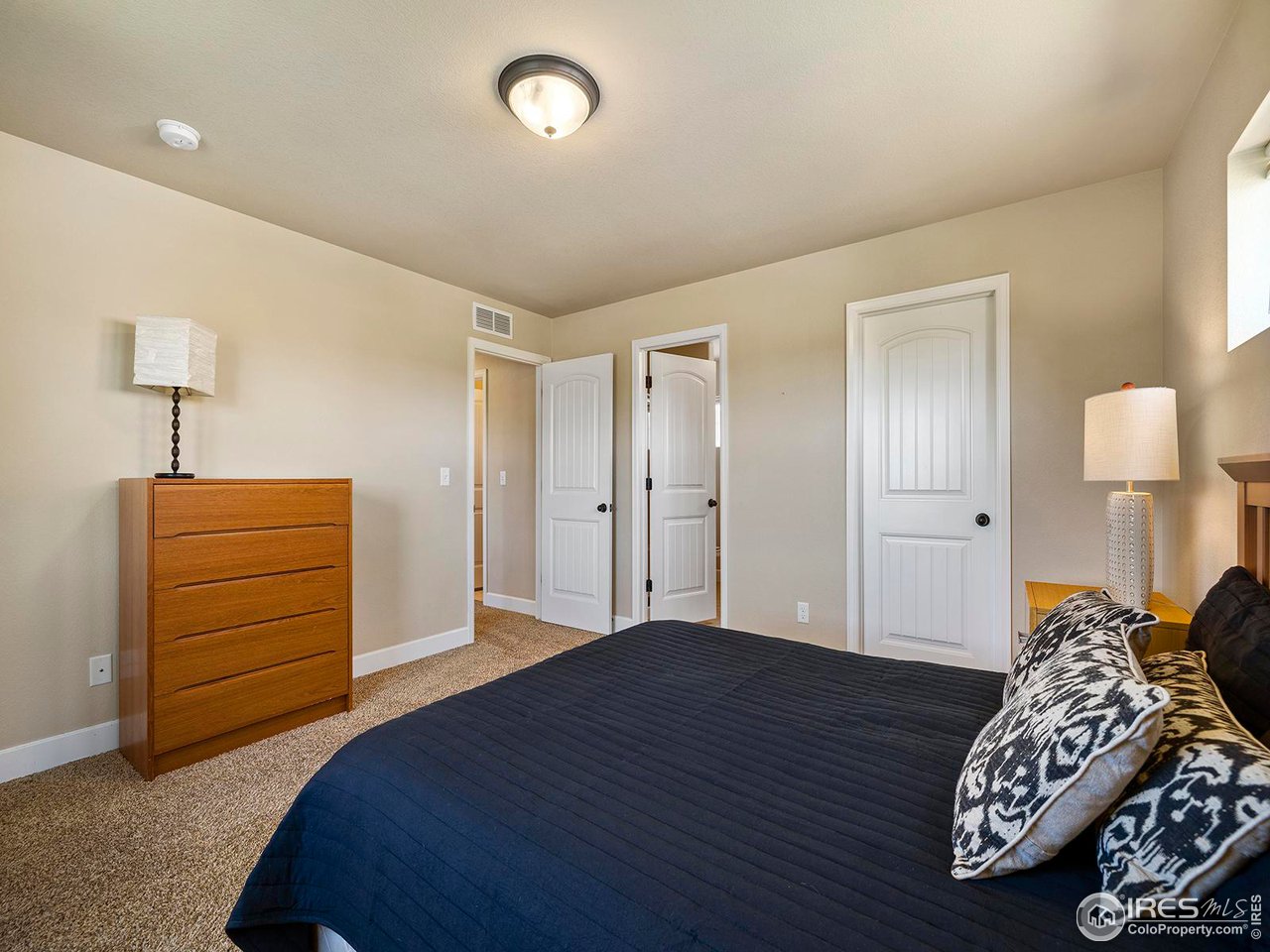 786 Vista Grande Cir