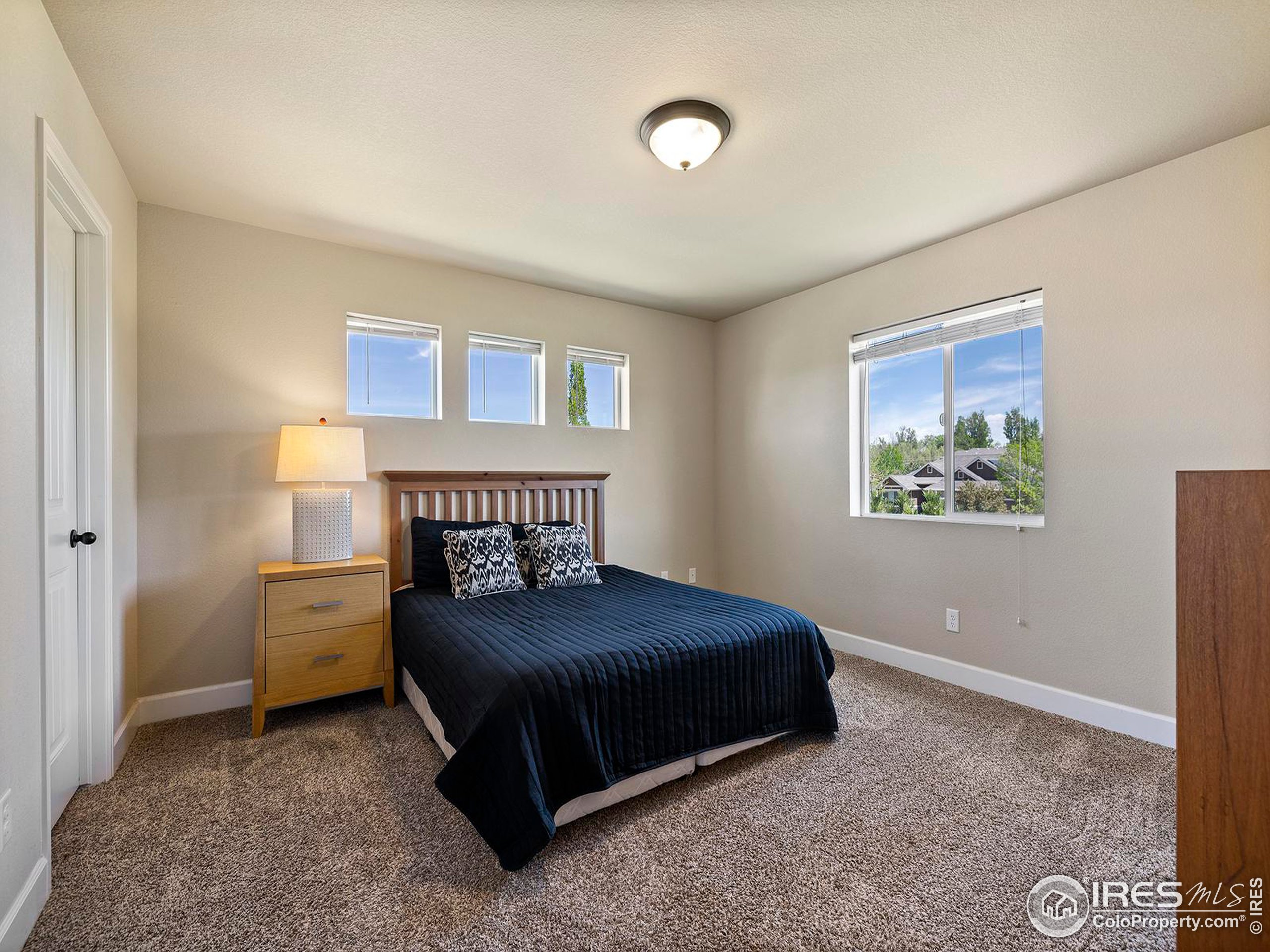 786 Vista Grande Cir