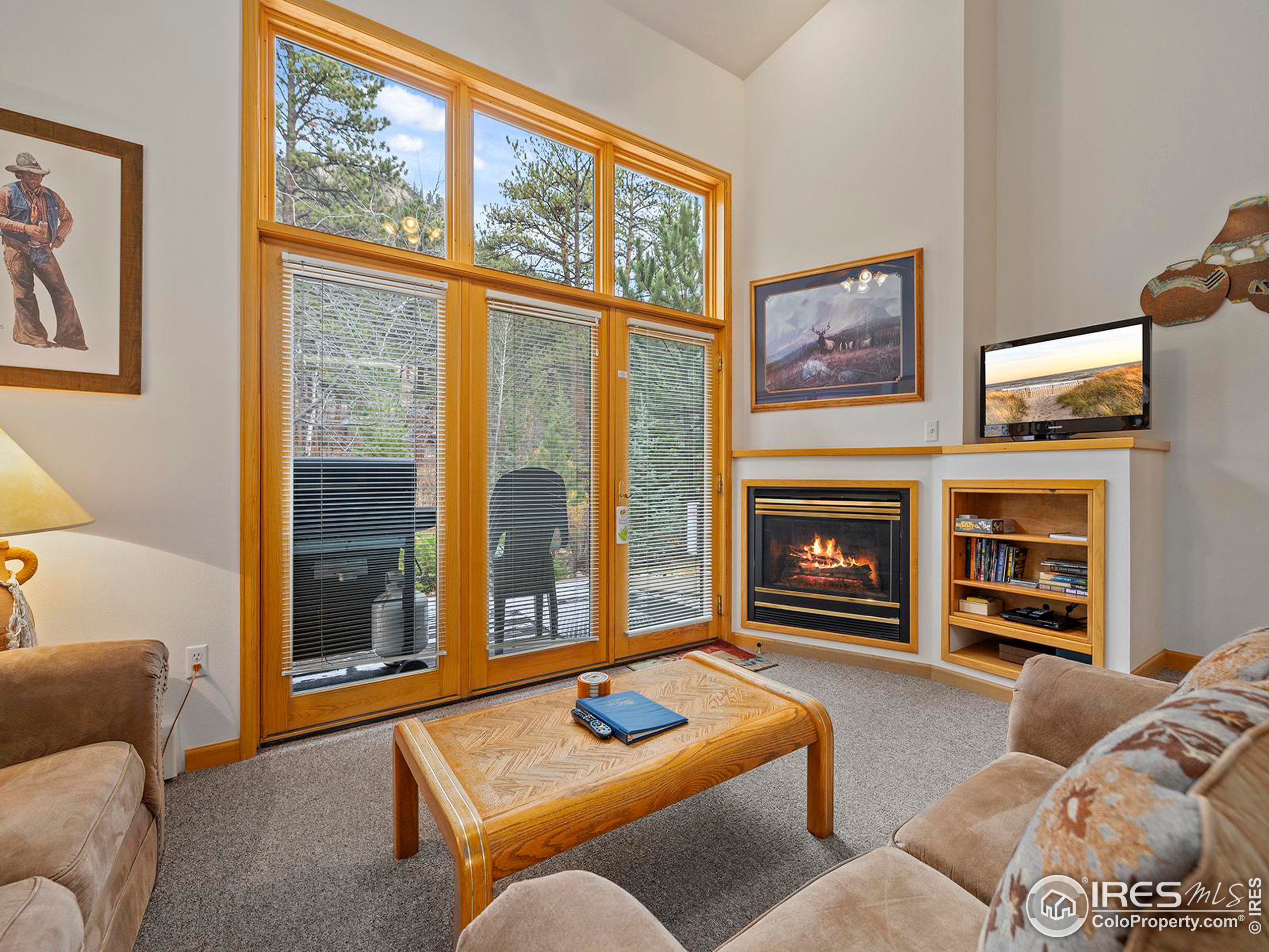 2120 Fall River Rd 6