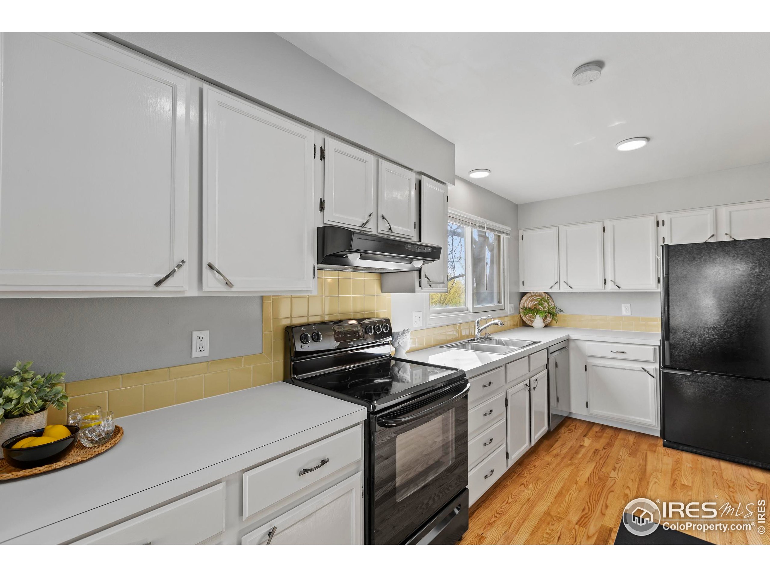 5332 Fossil Ridge Dr