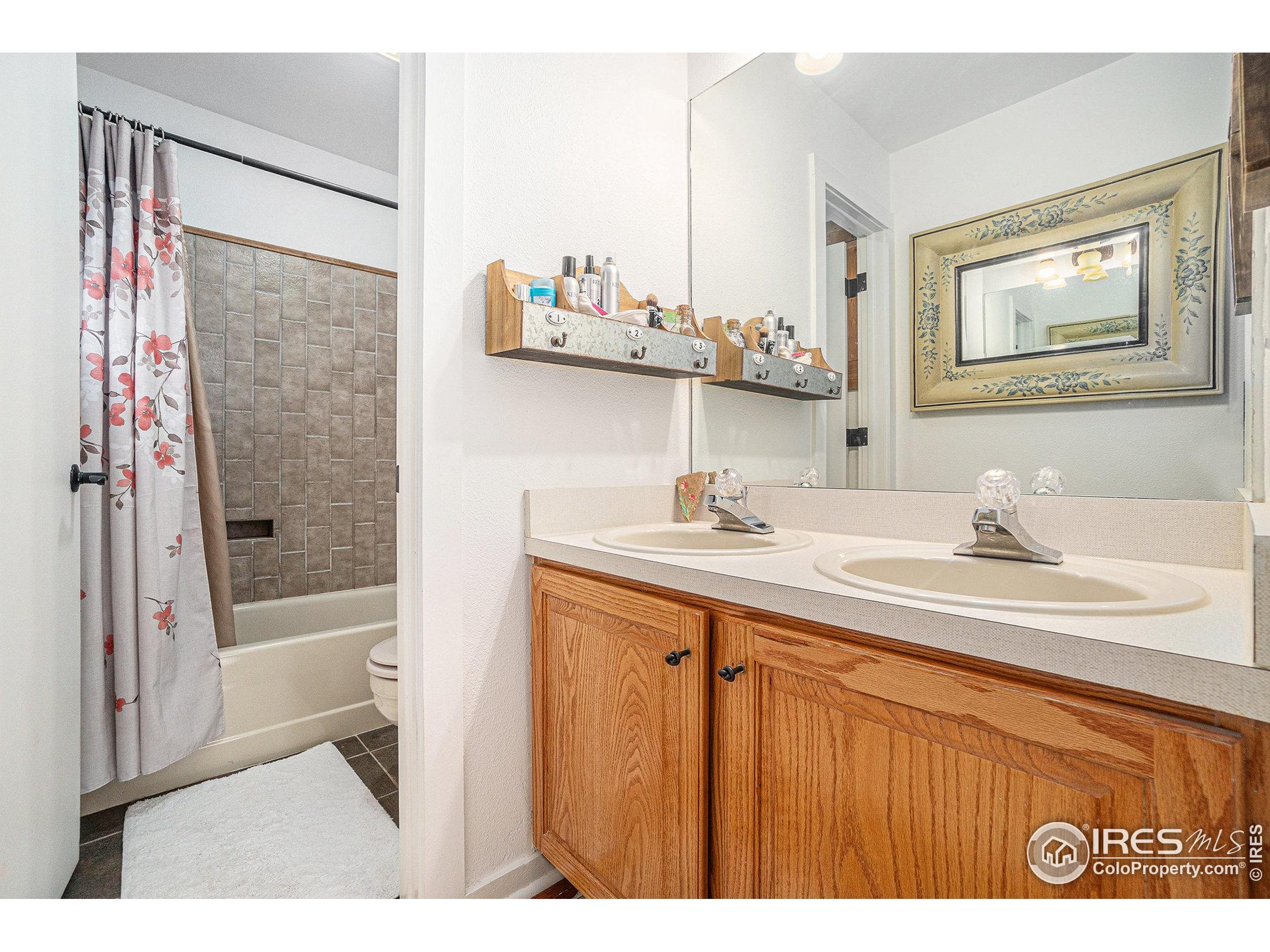 1422 Matthew Cir B-2