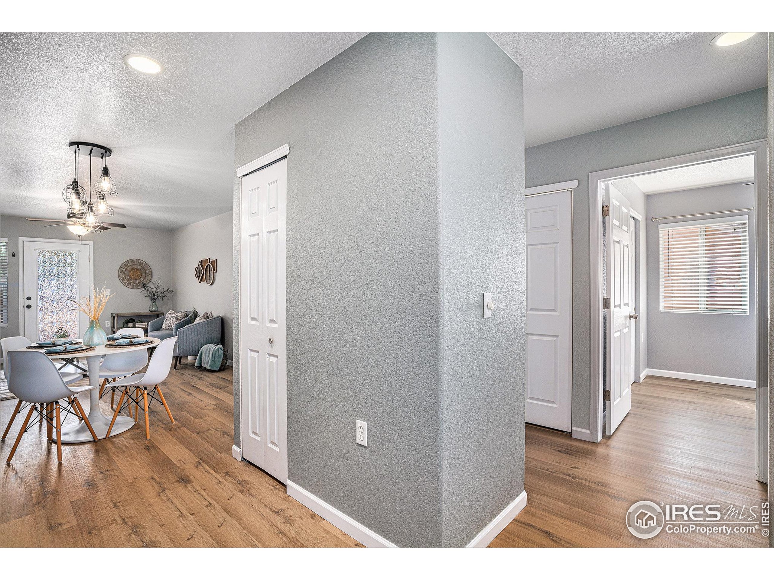 709 Crown Ridge Ln 1