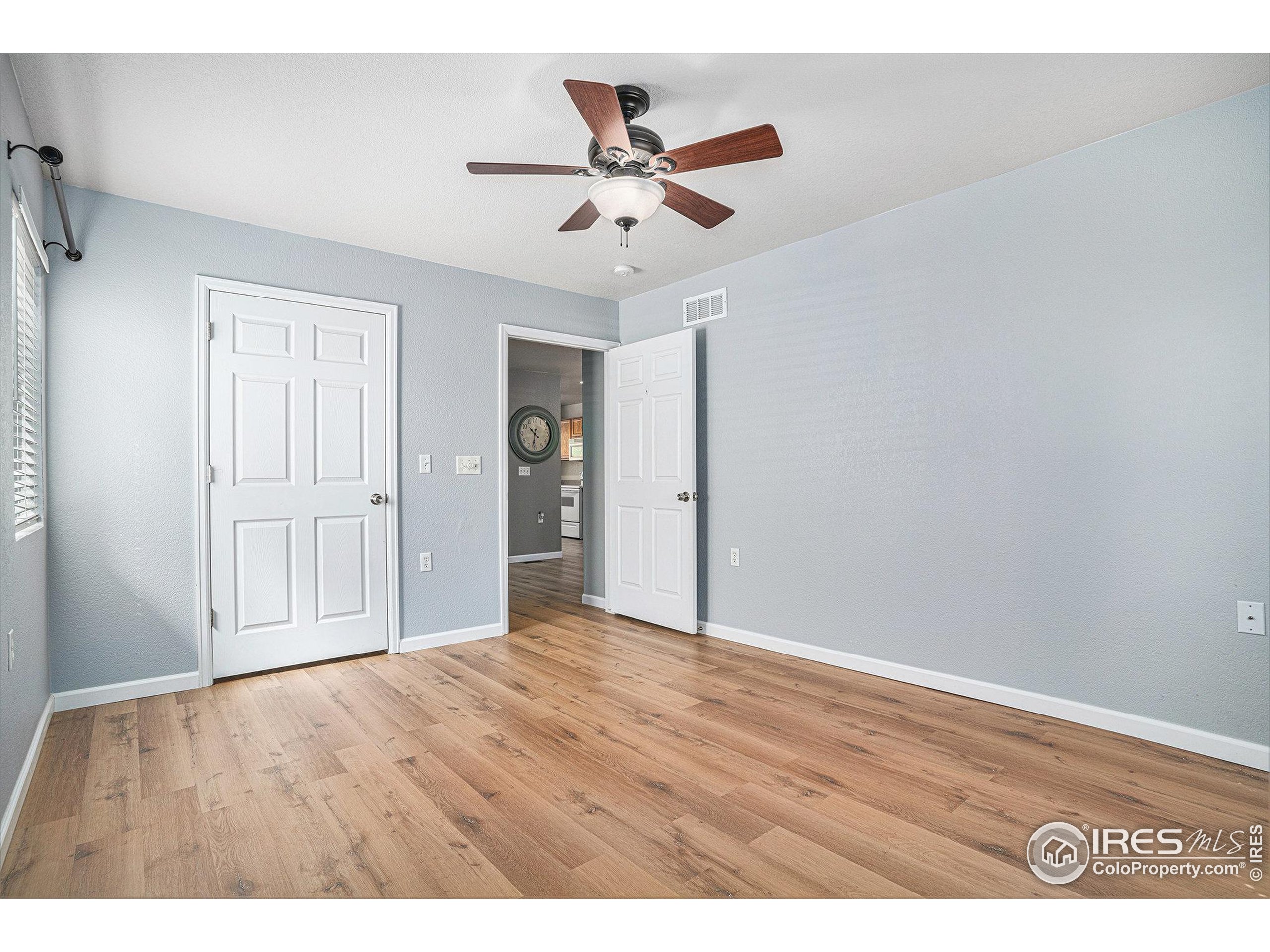 709 Crown Ridge Ln 1