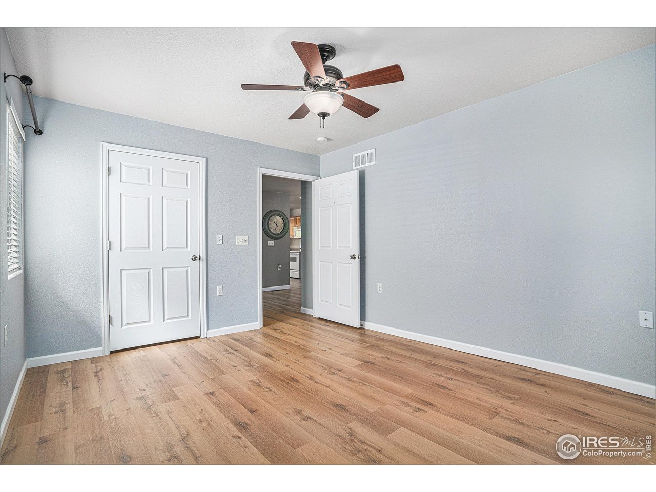 709 Crown Ridge Ln 1