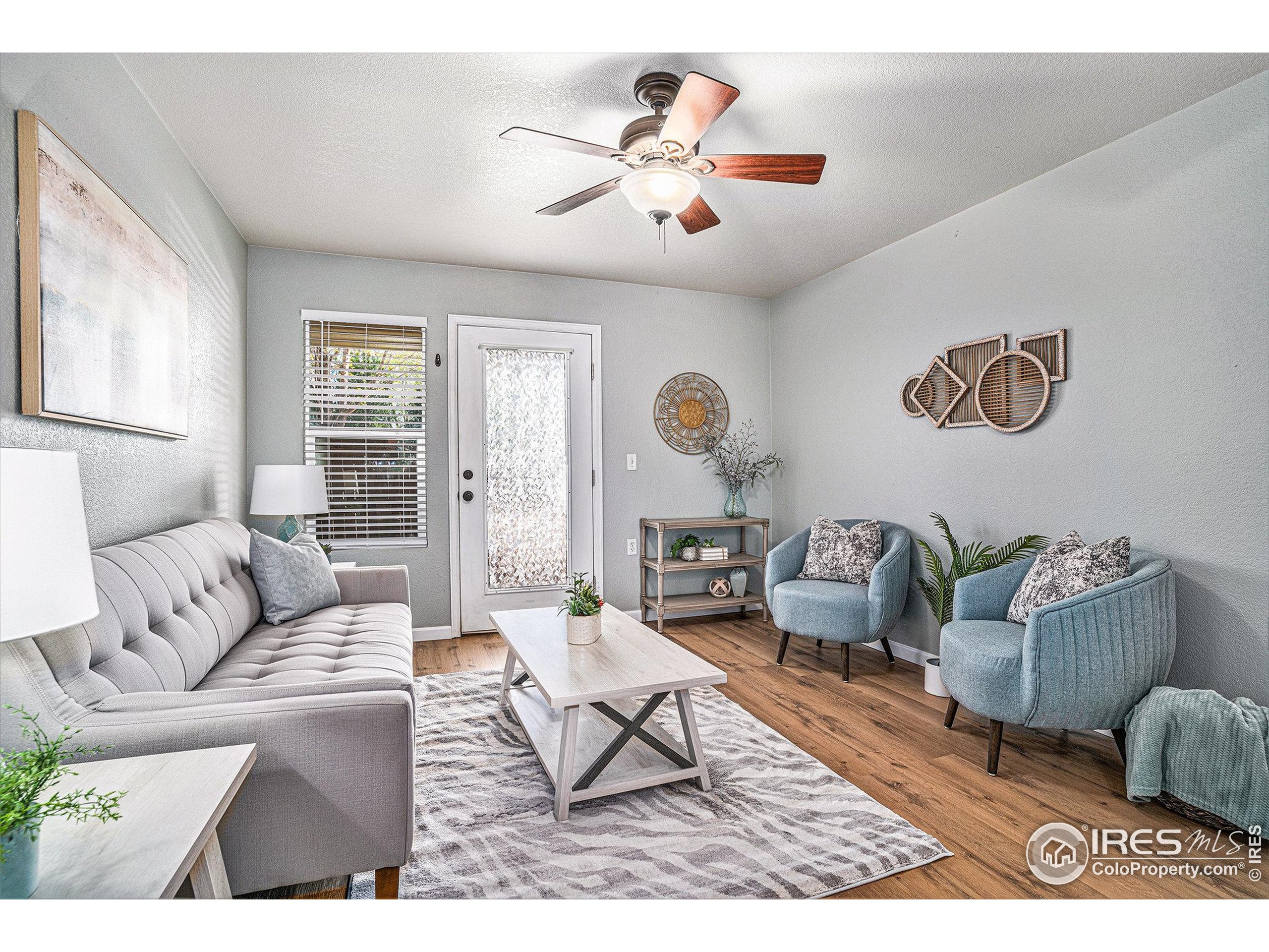 709 Crown Ridge Ln 1