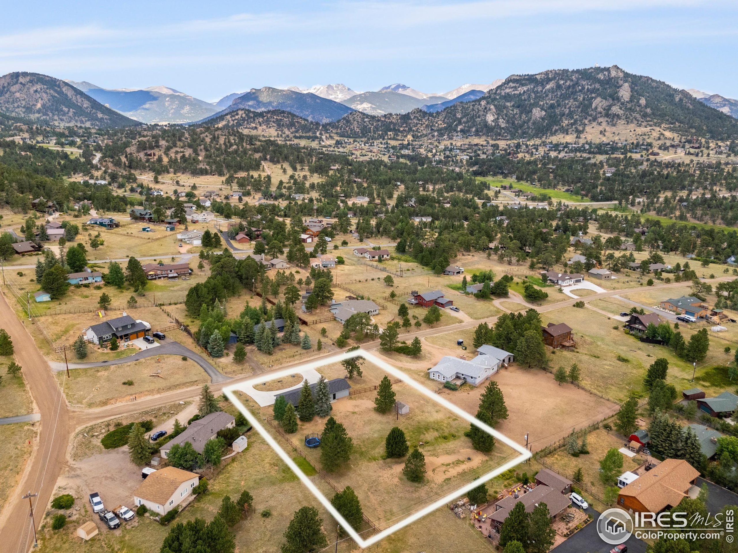 2516 Pine Meadow Dr