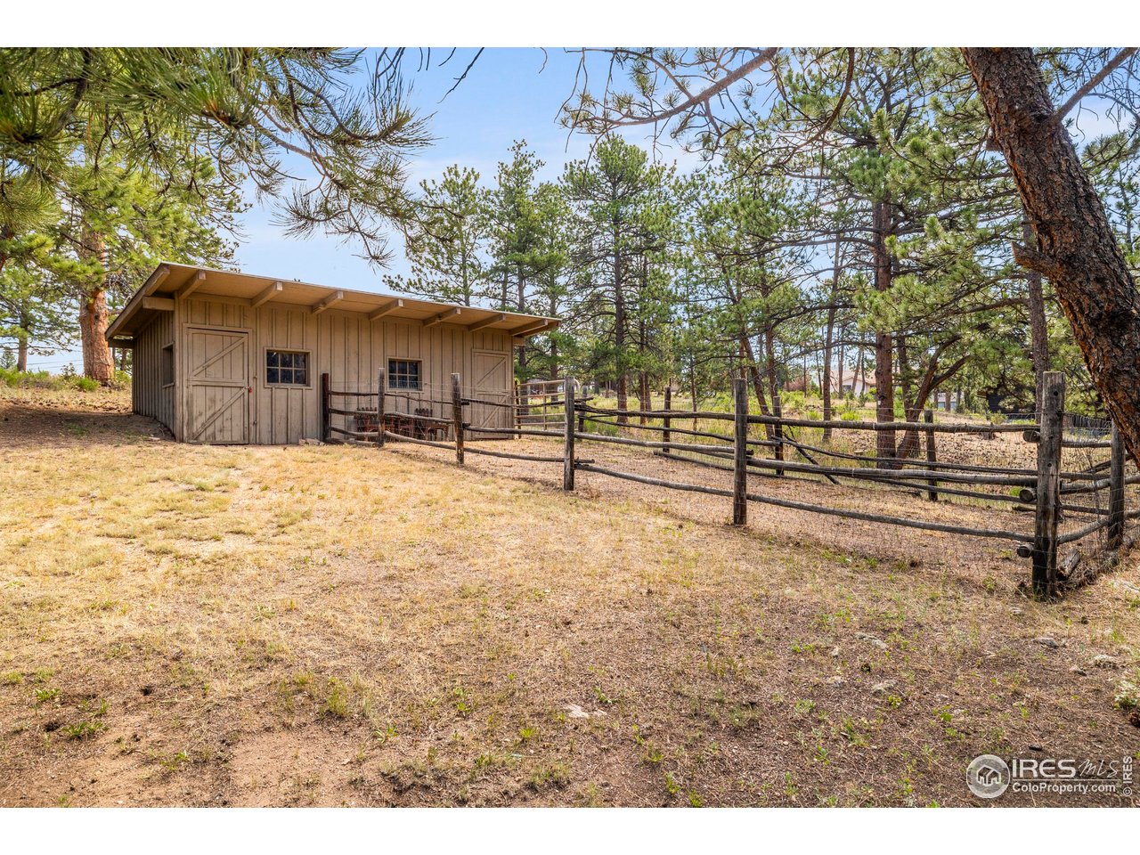 550 Grand Estates Dr