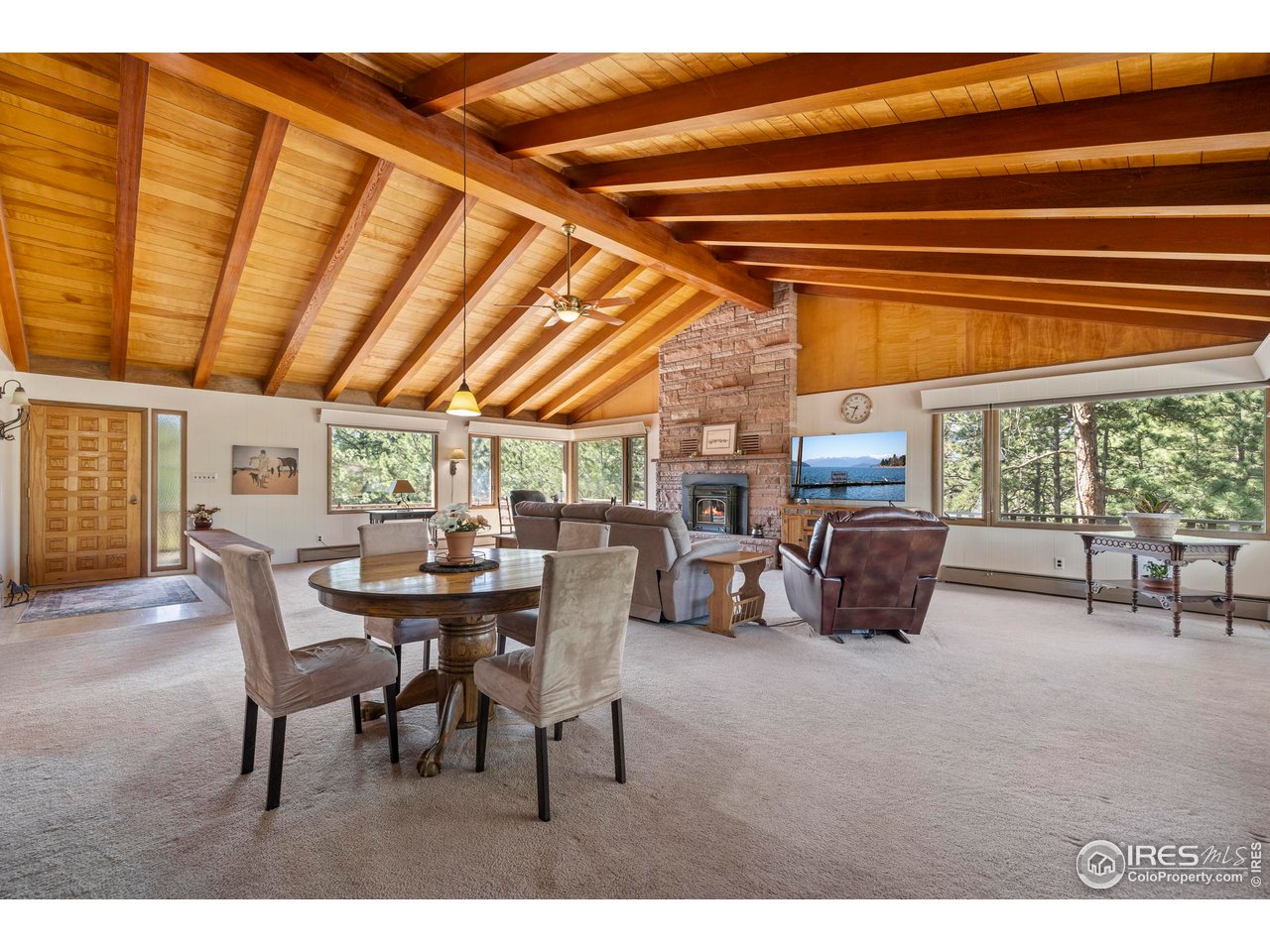 550 Grand Estates Dr