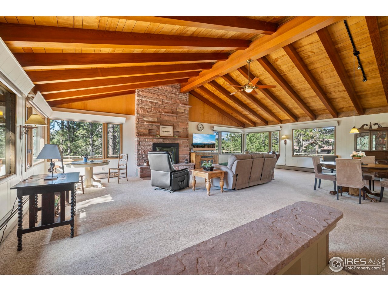 550 Grand Estates Dr