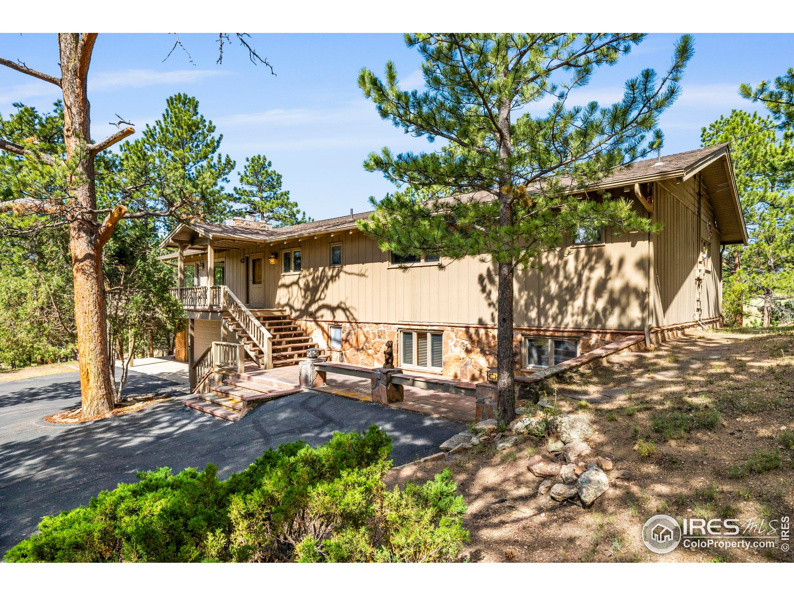 550 Grand Estates Dr