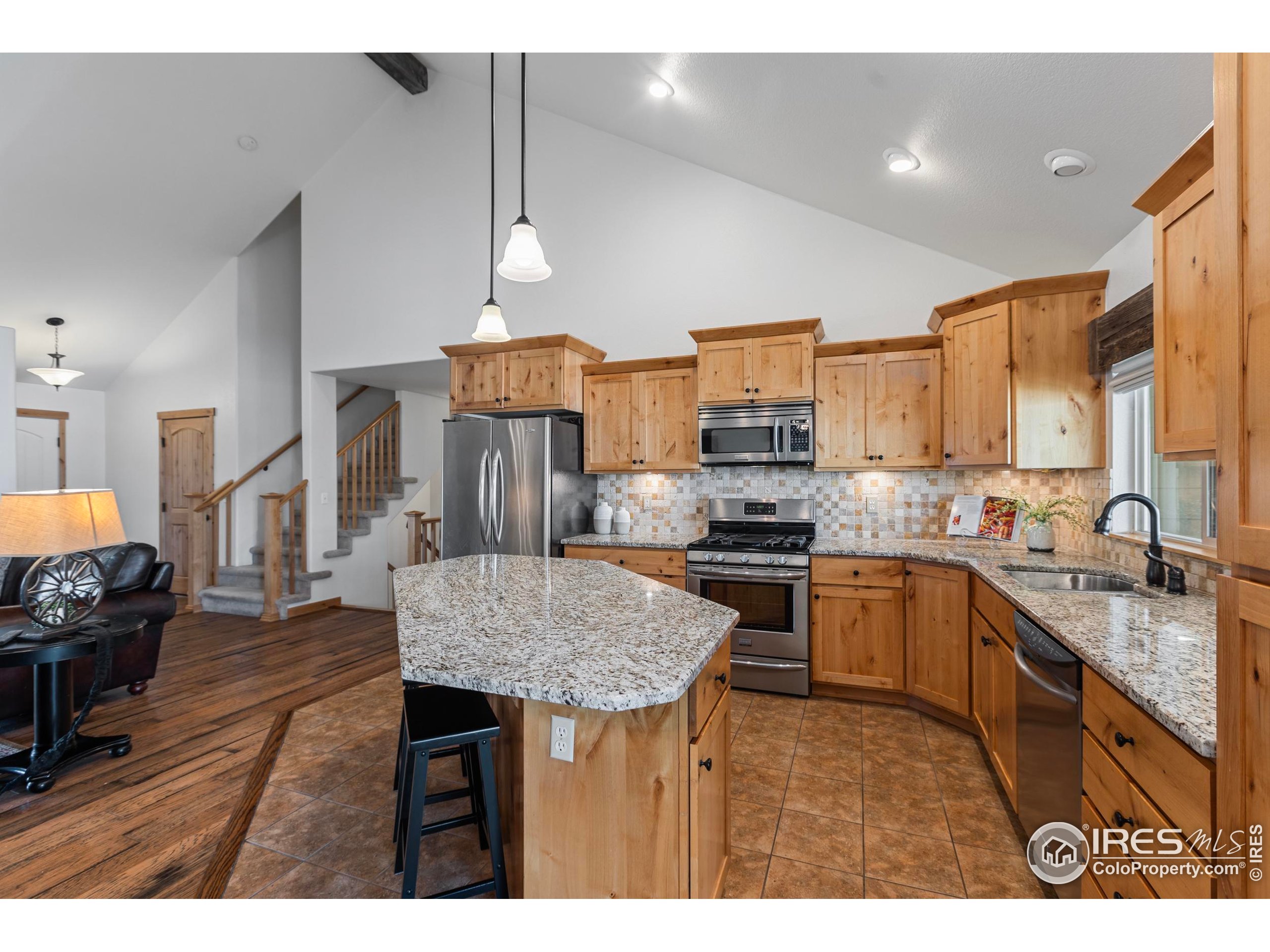 1700 Dolores River Dr