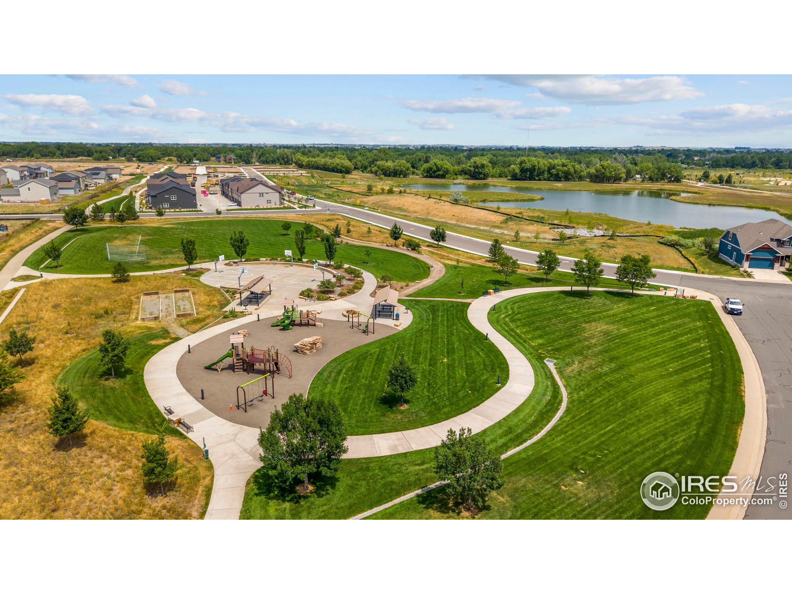 1700 Dolores River Dr