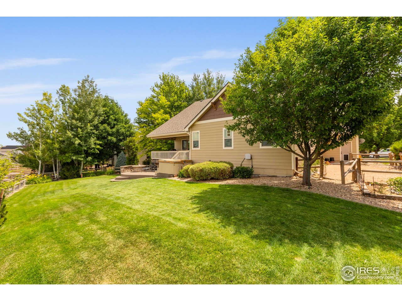 1700 Dolores River Dr