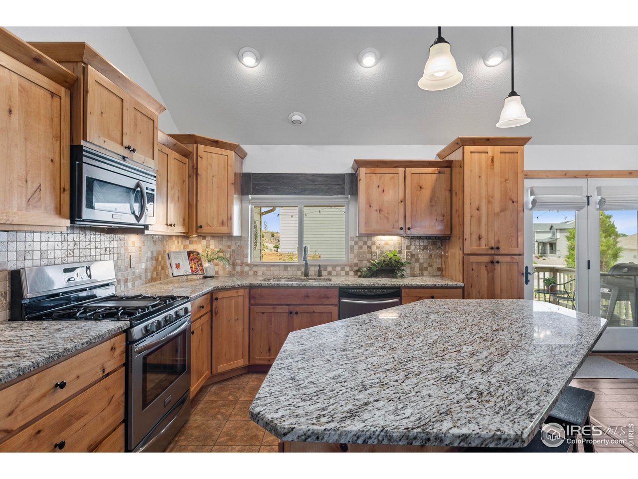 1700 Dolores River Dr