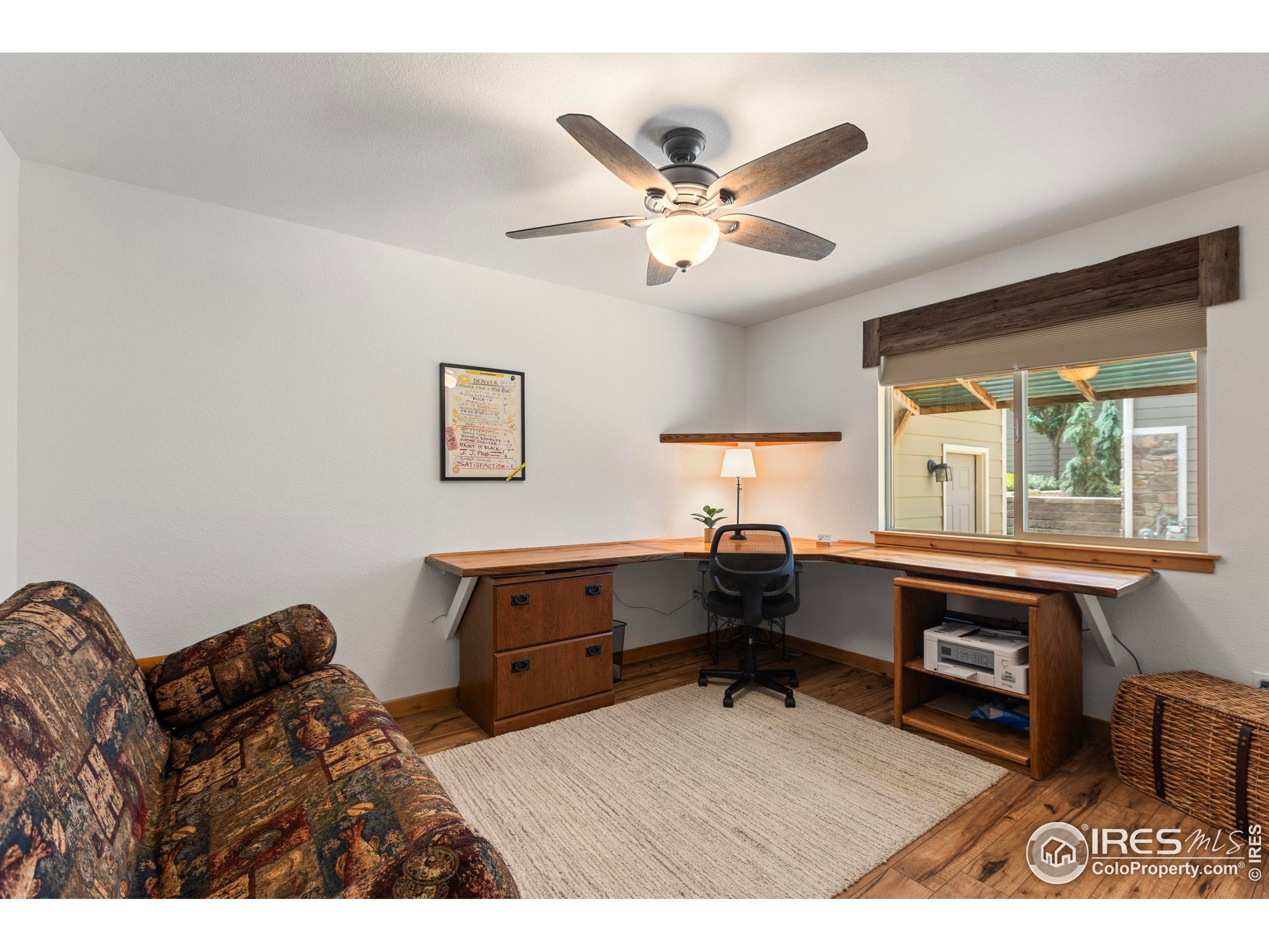 1700 Dolores River Dr