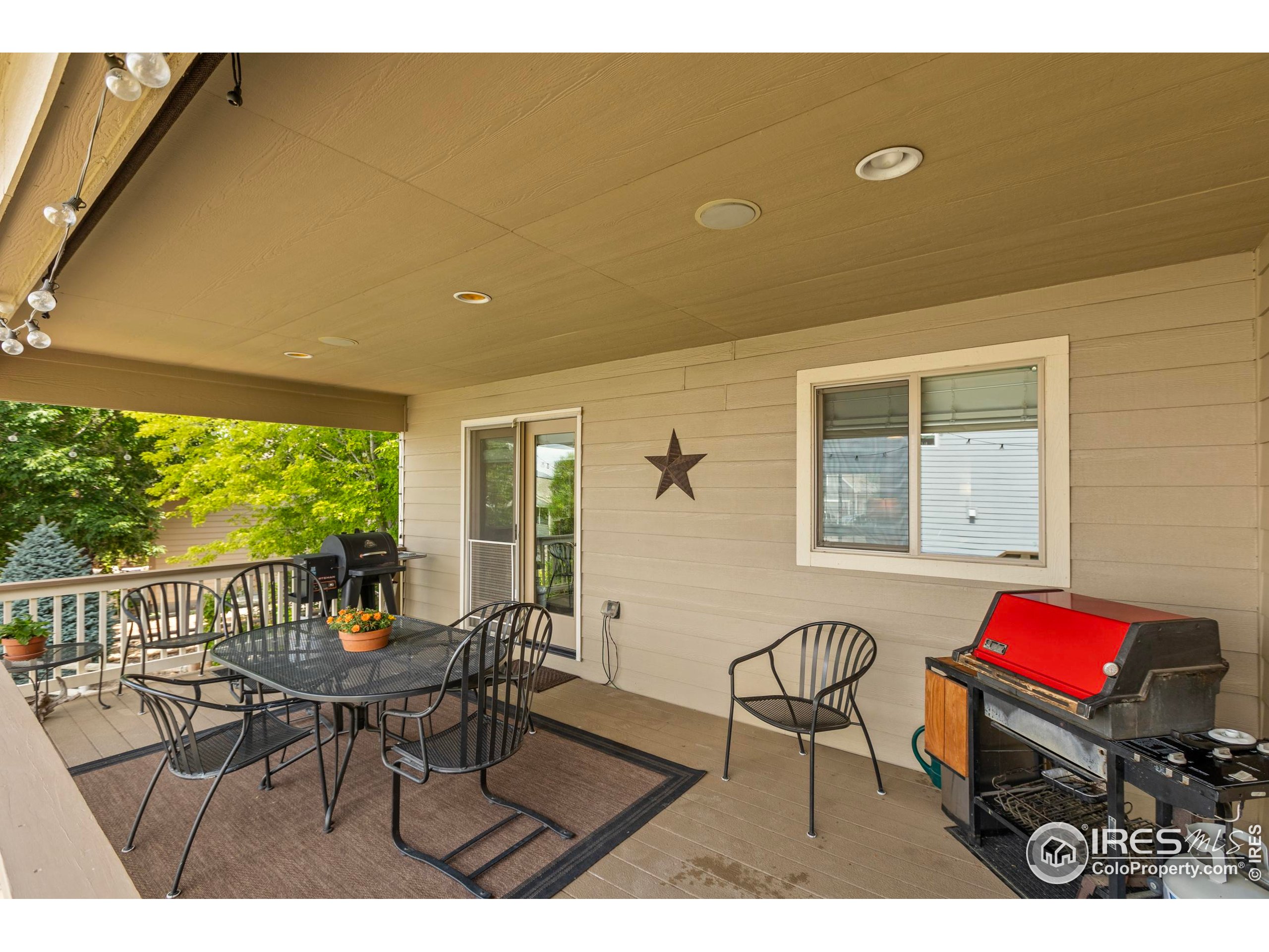1700 Dolores River Dr