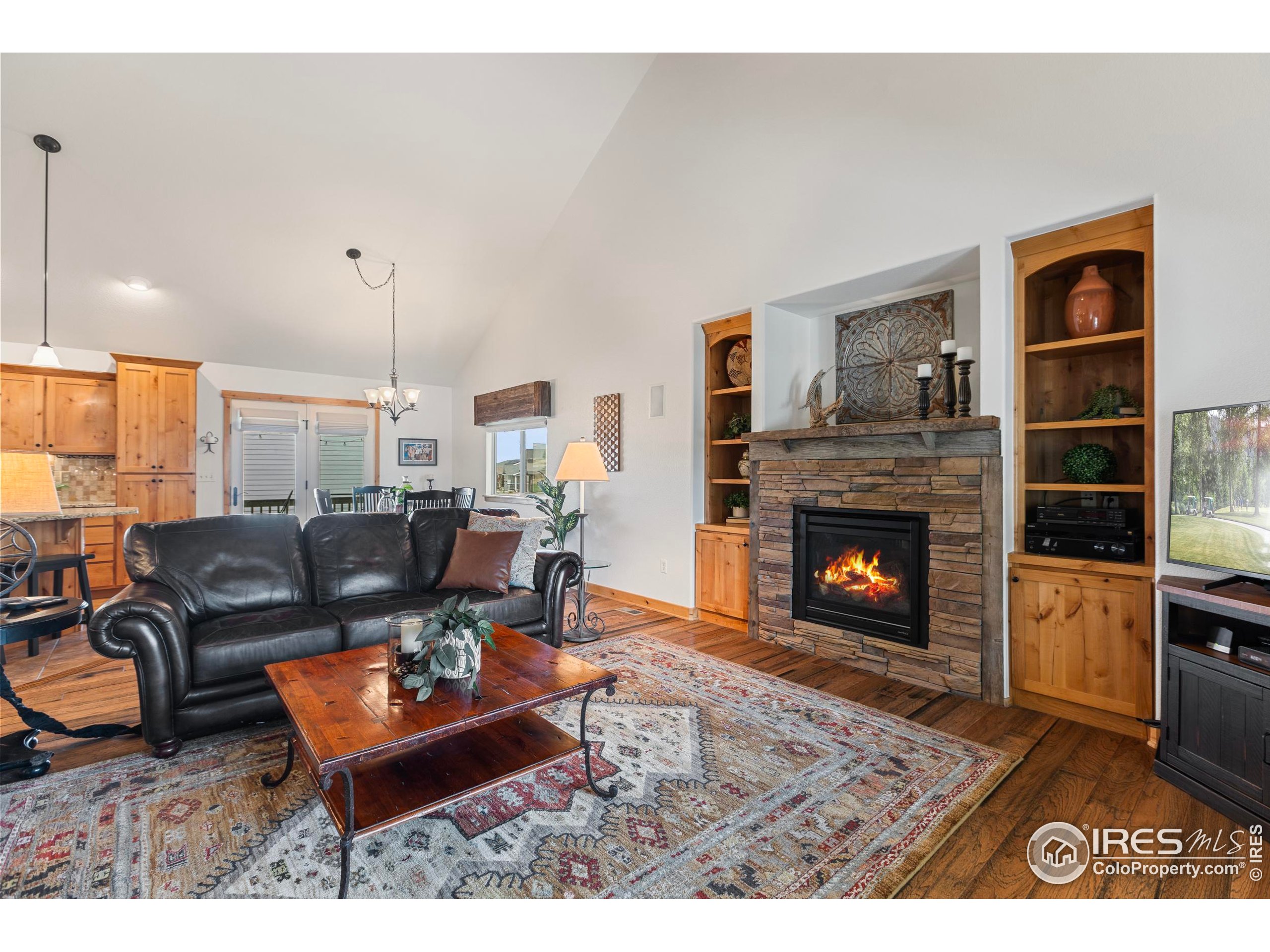 1700 Dolores River Dr