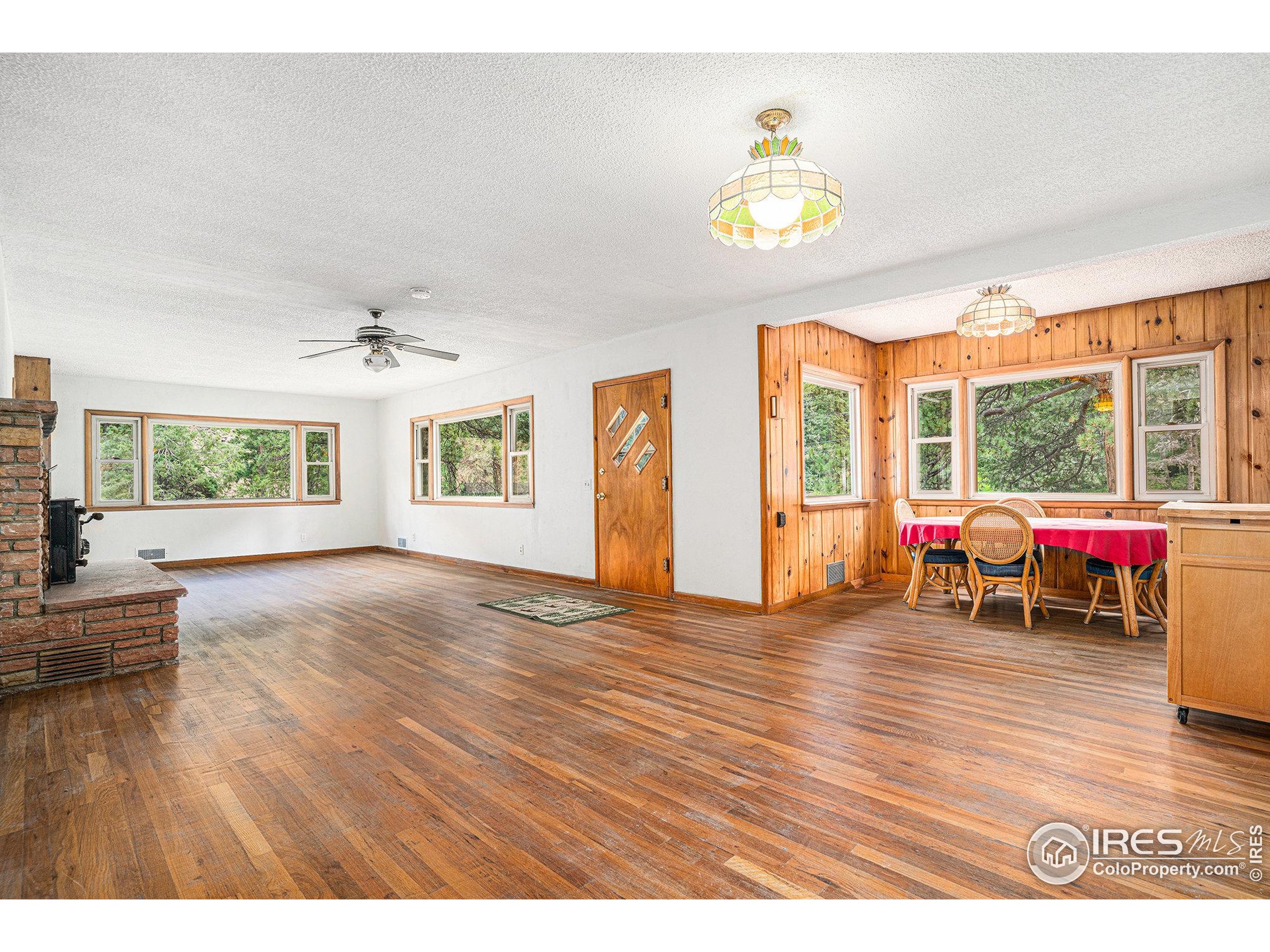 143 Waltonia Rd