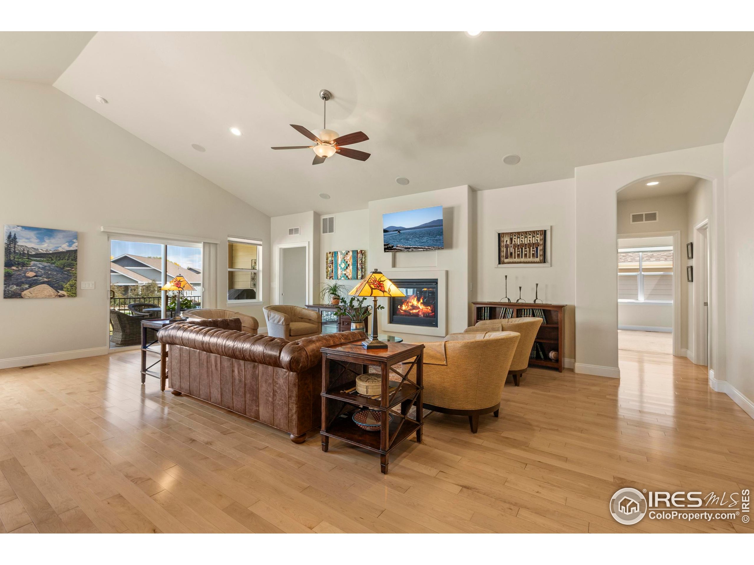 1340 Leahy Dr