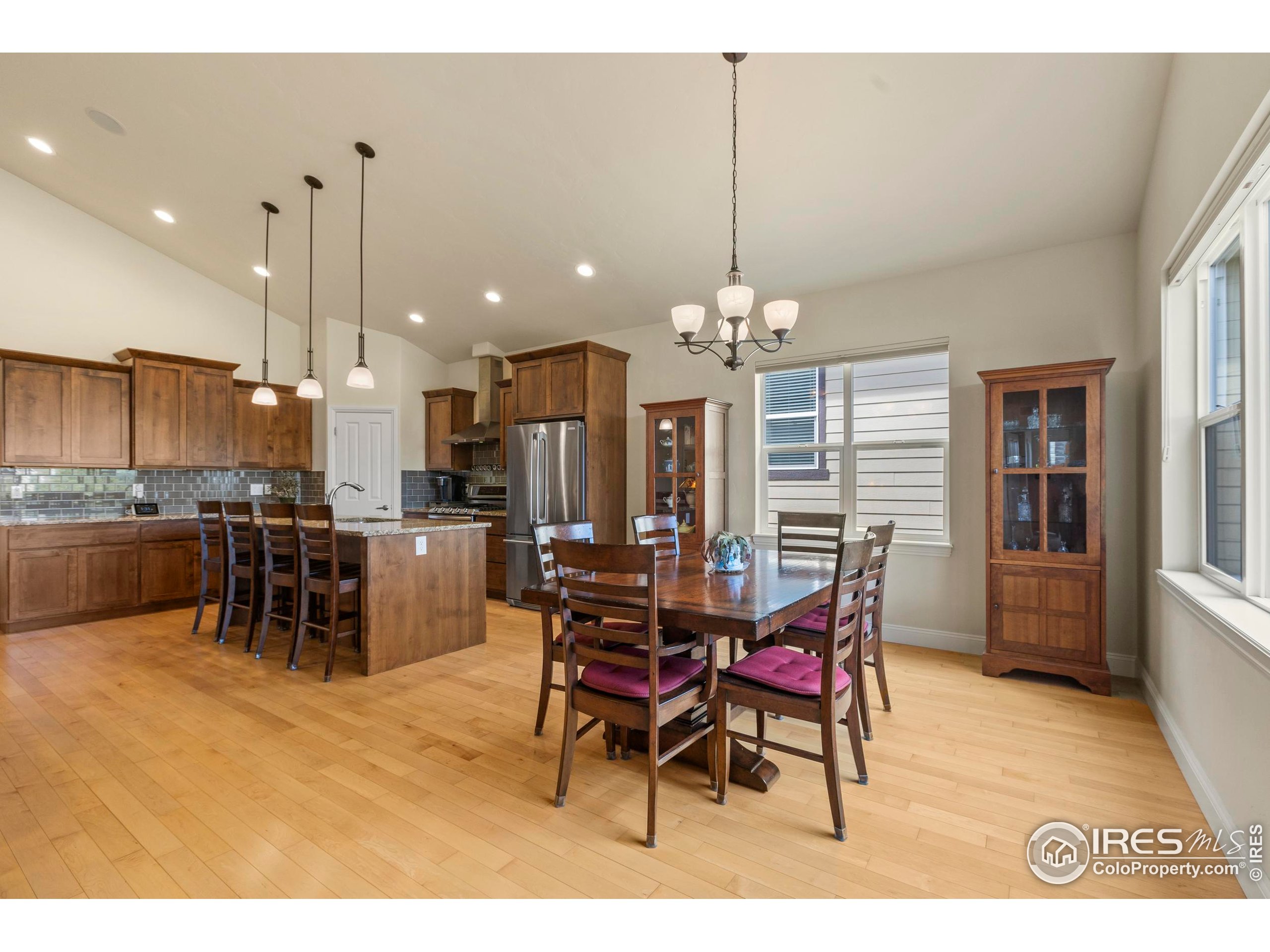 1340 Leahy Dr