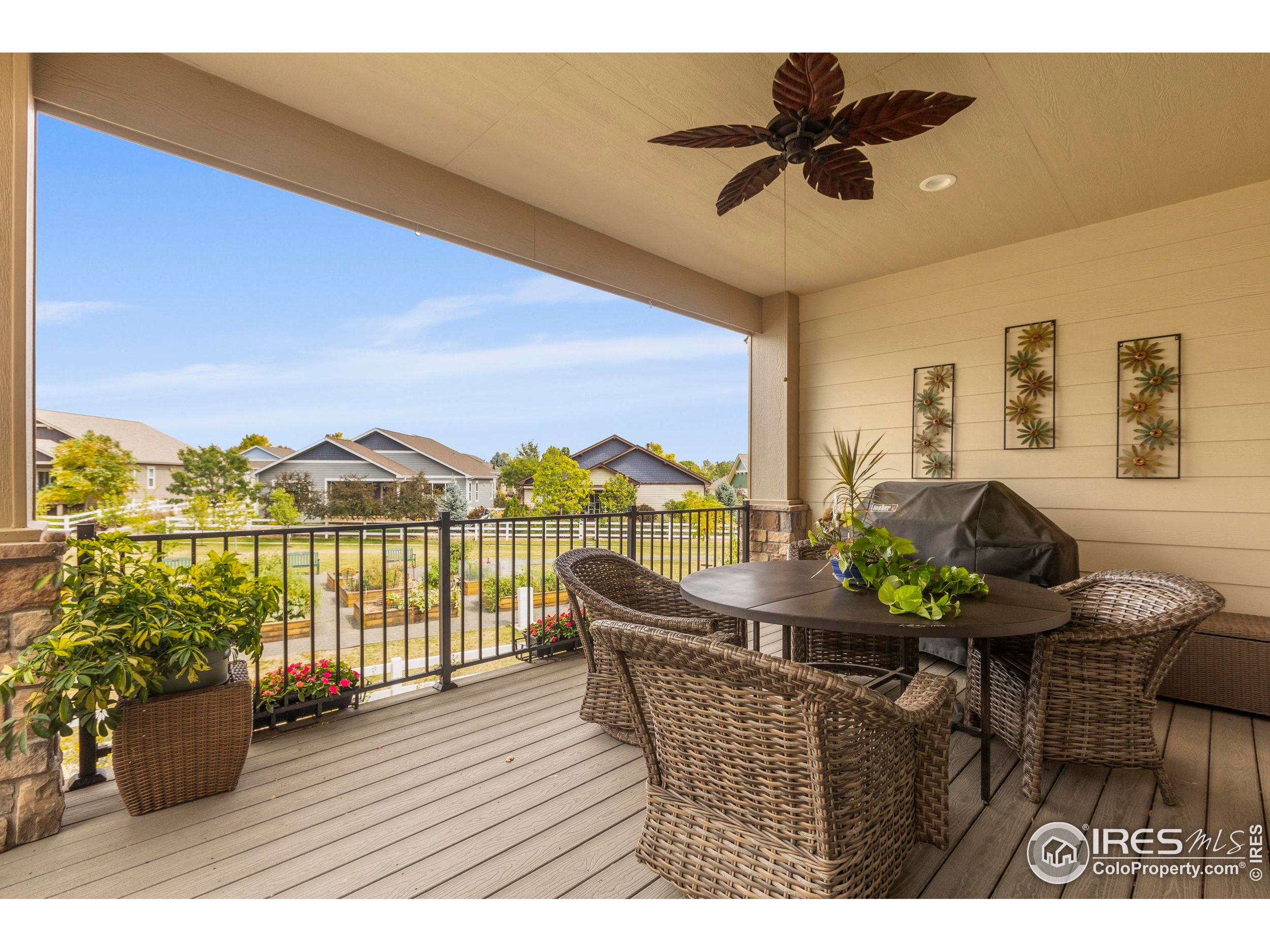 1340 Leahy Dr