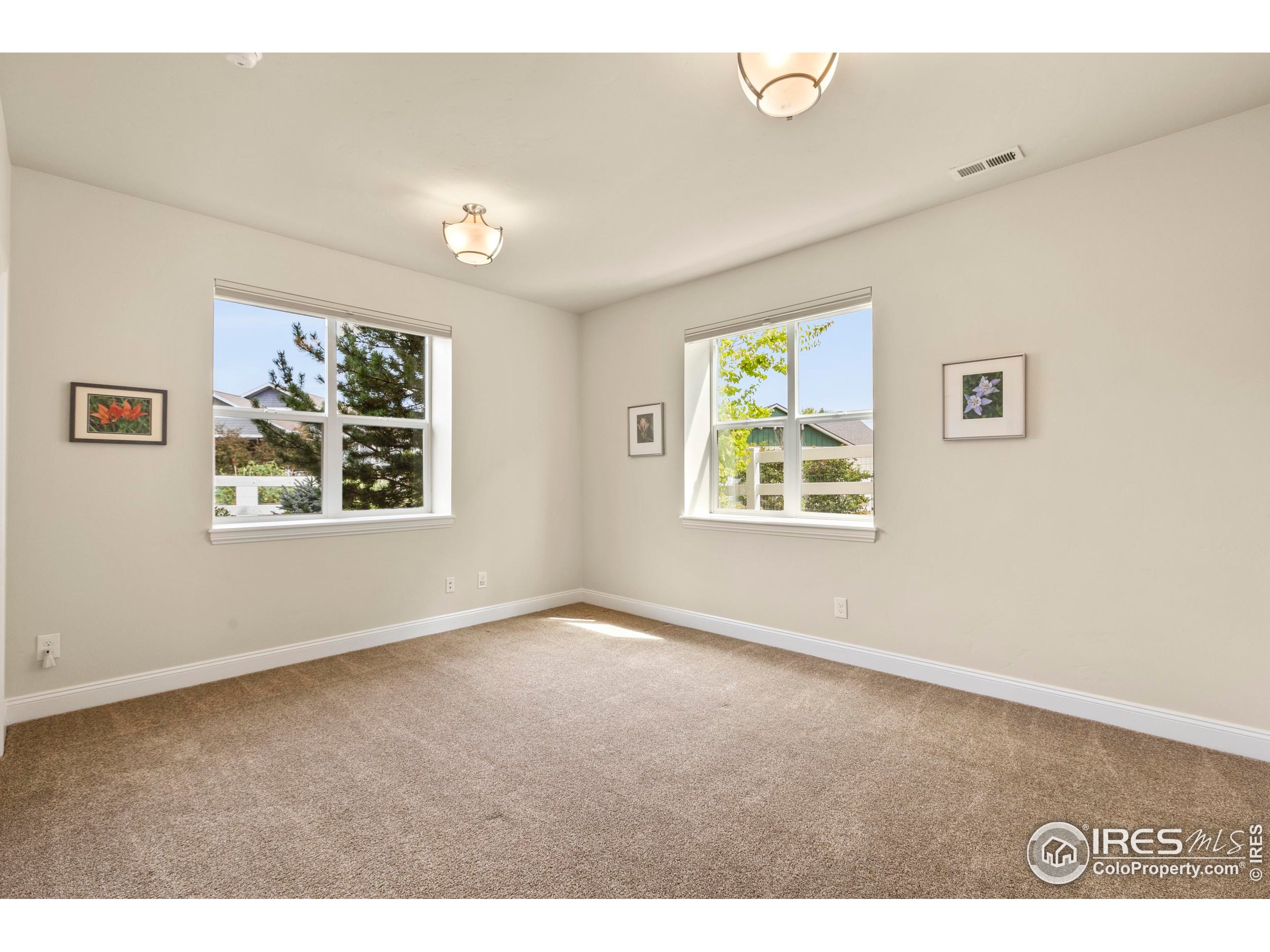 1340 Leahy Dr