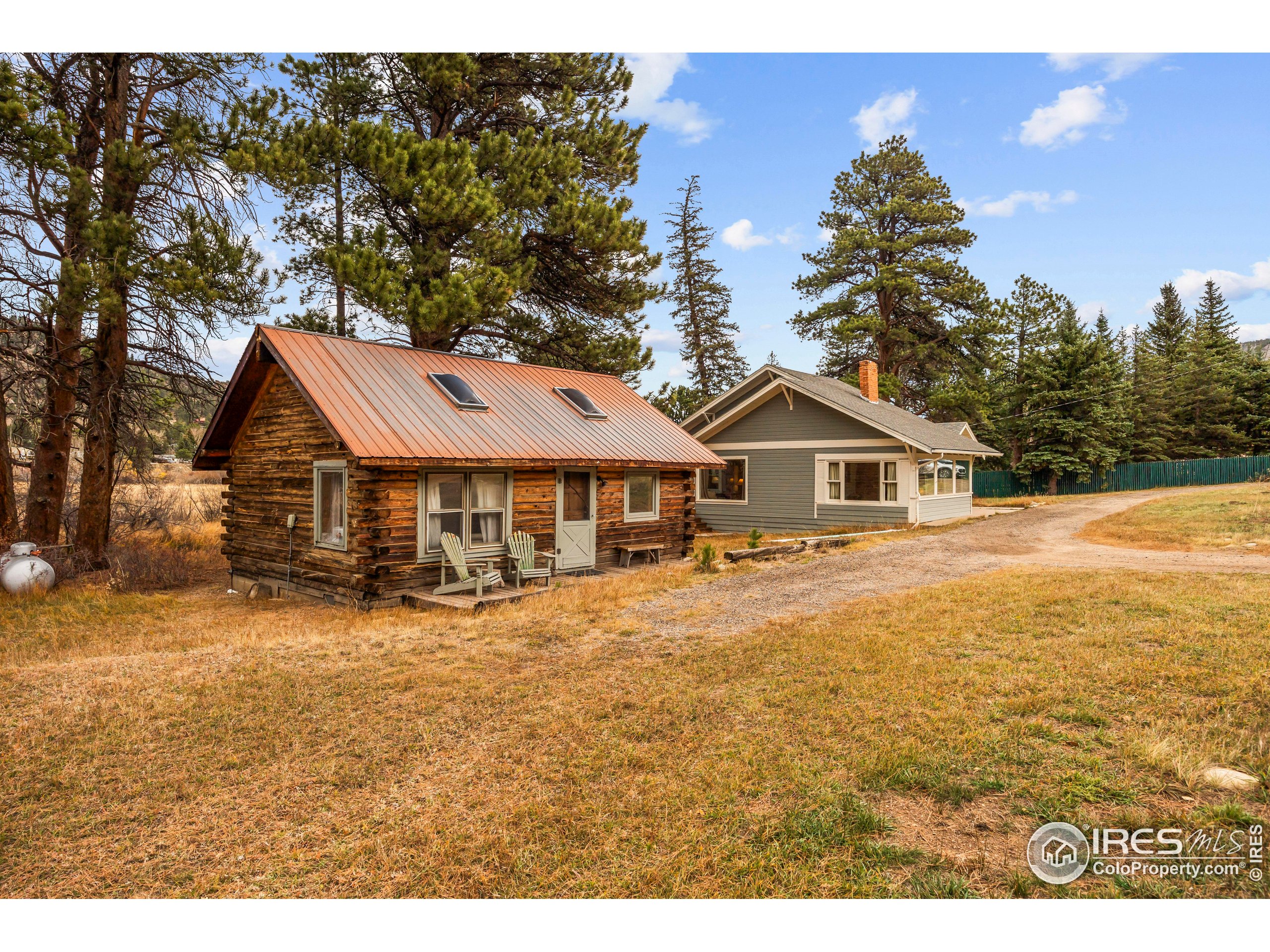 1575 Lower Broadview Rd