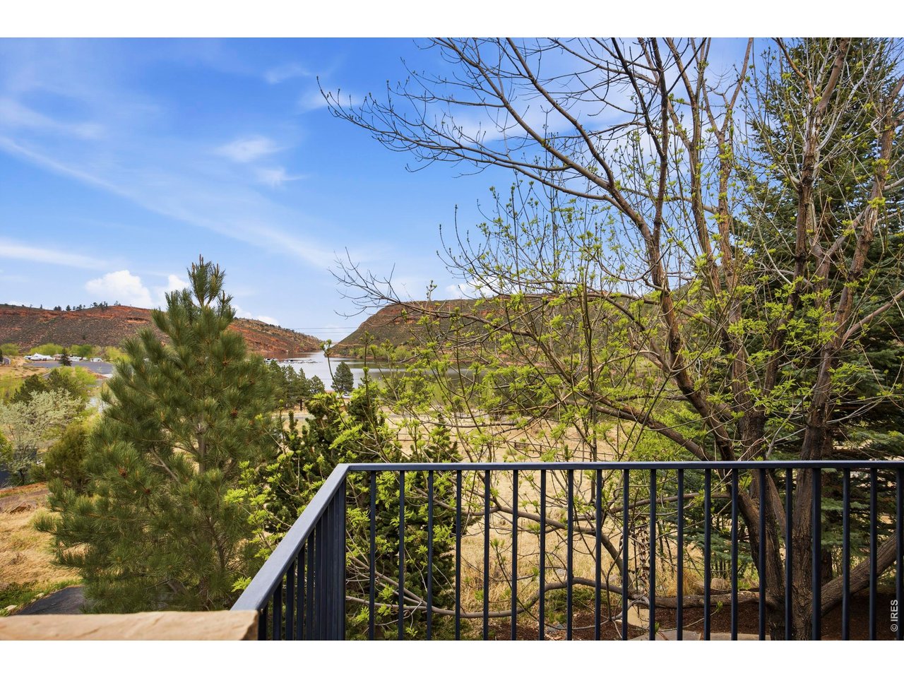 4717 Bay View Dr
