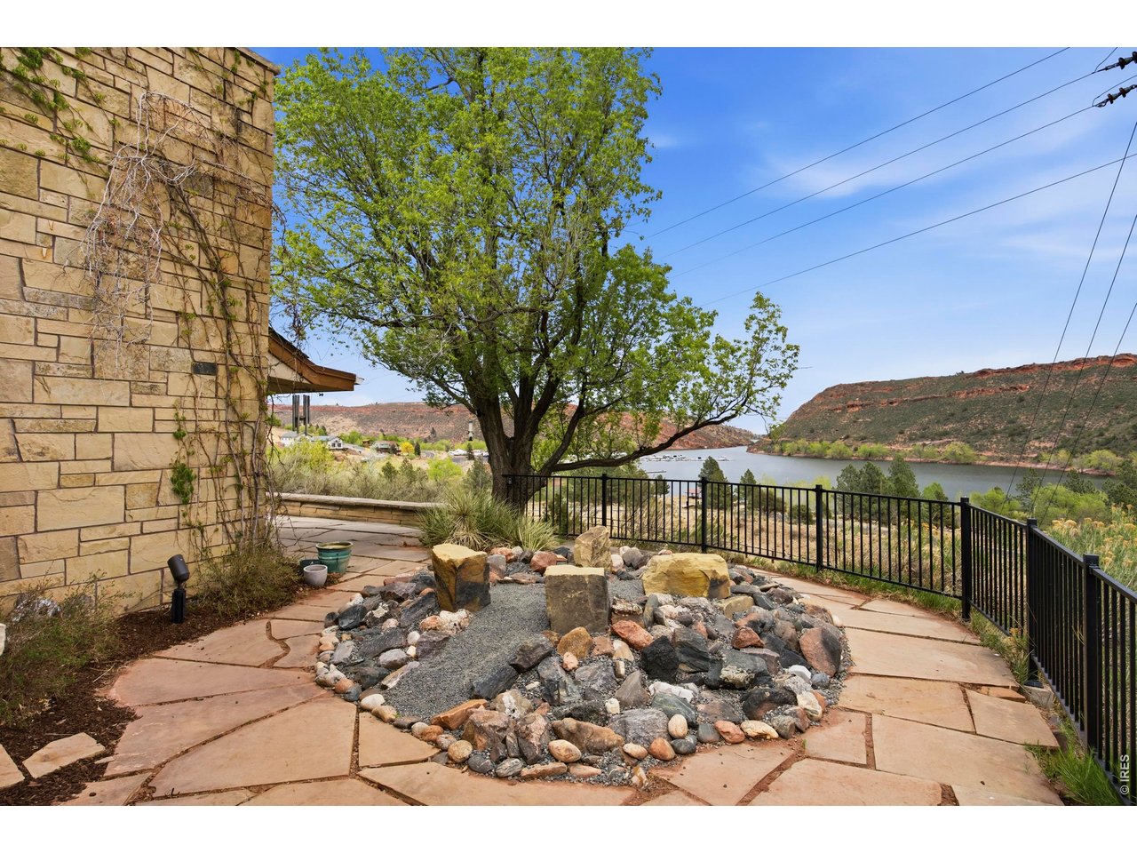 4717 Bay View Dr