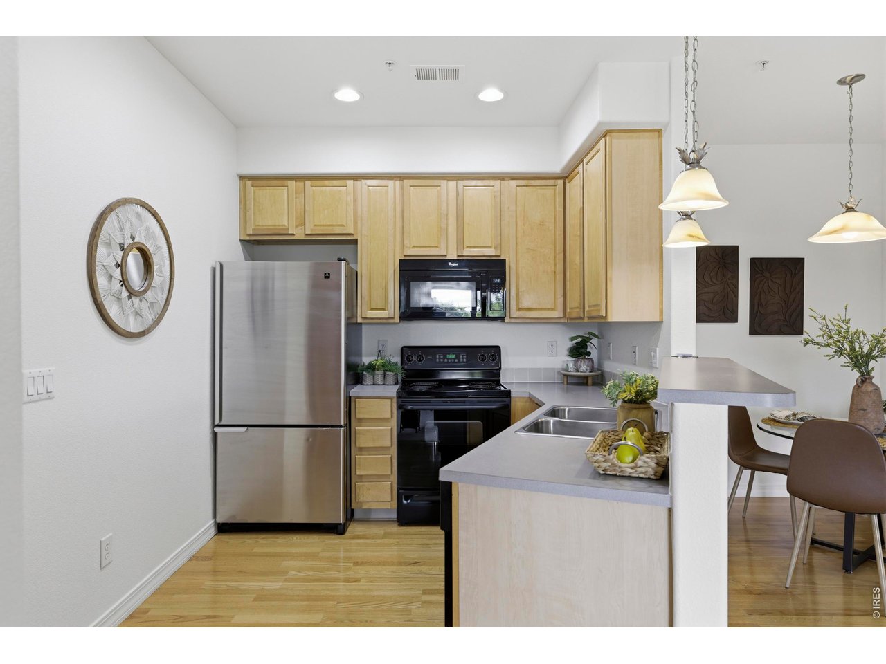 5220 Boardwalk Dr I-34