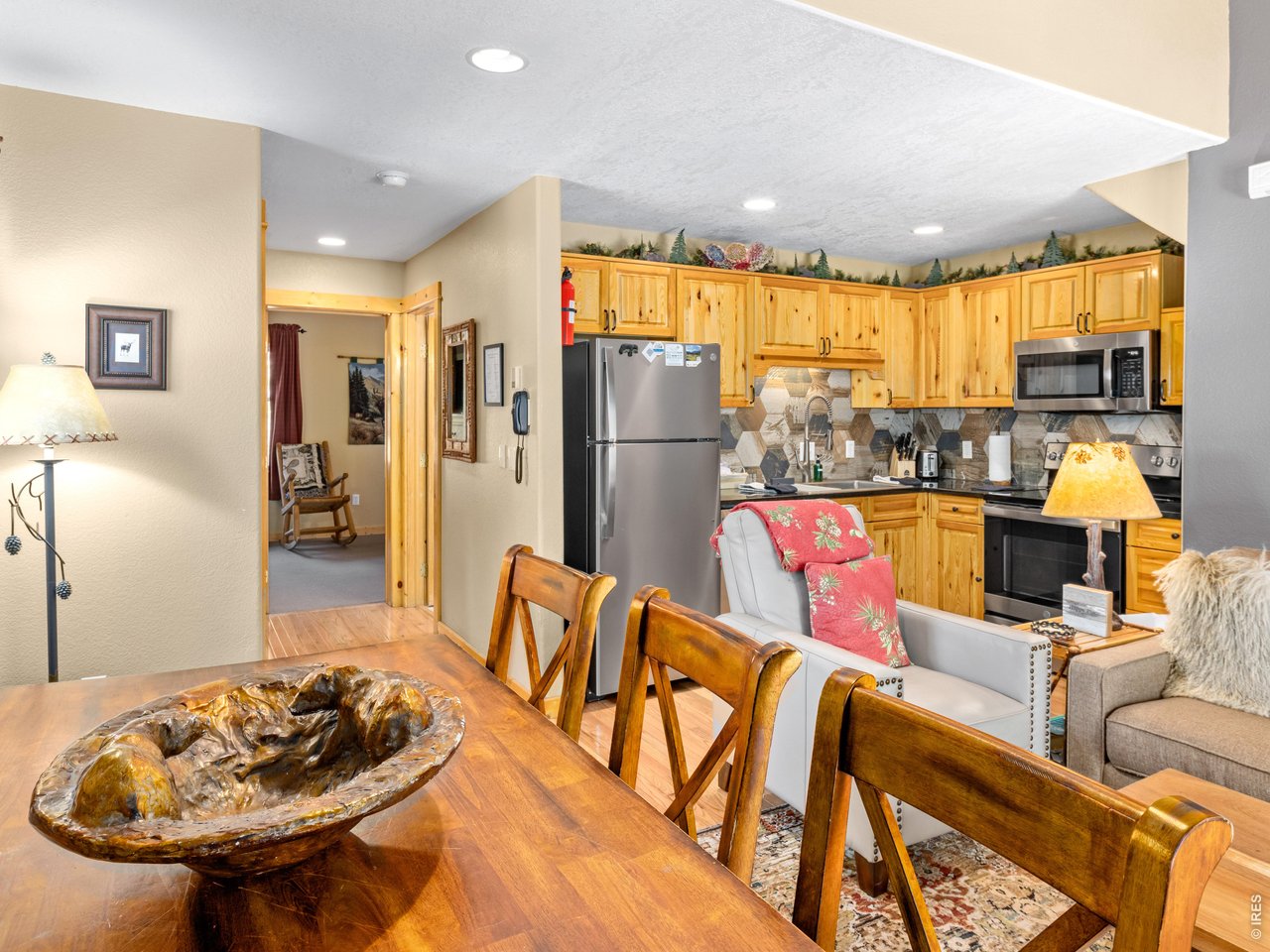 1340 Fall River Dr C