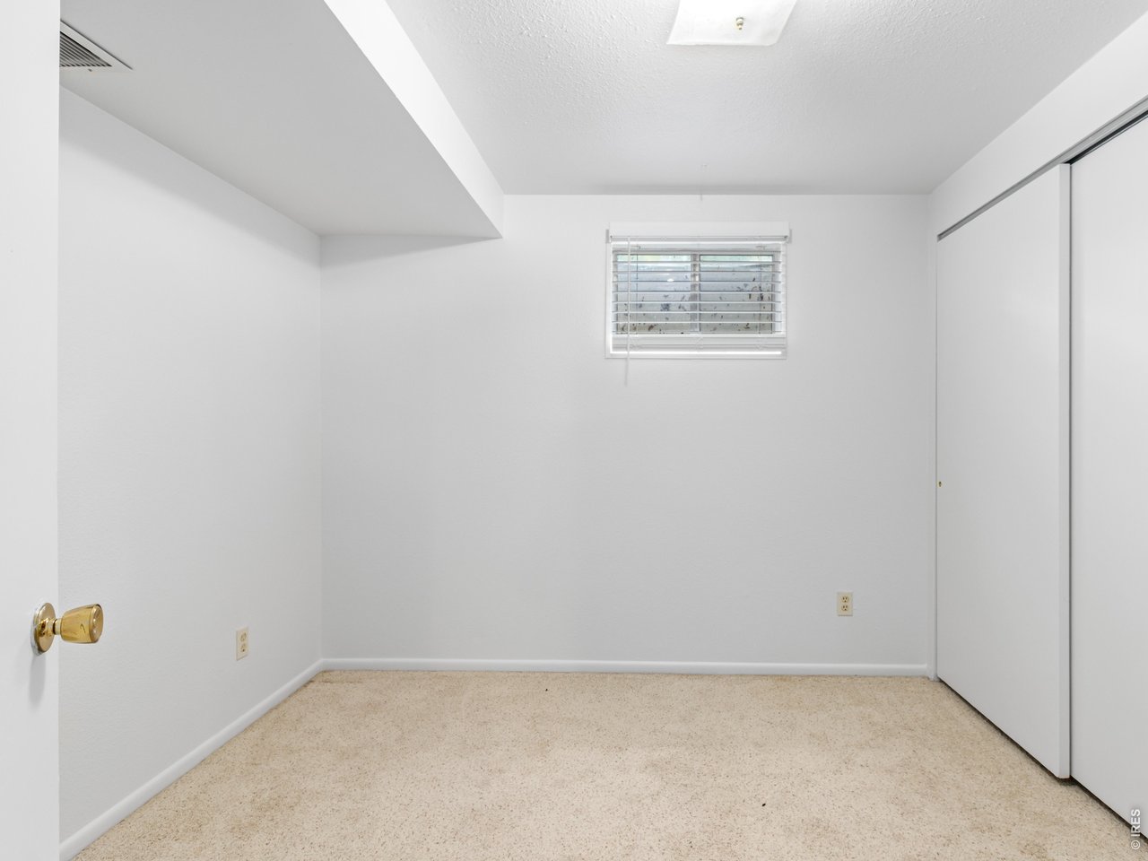 1024 Oxford Ln 52