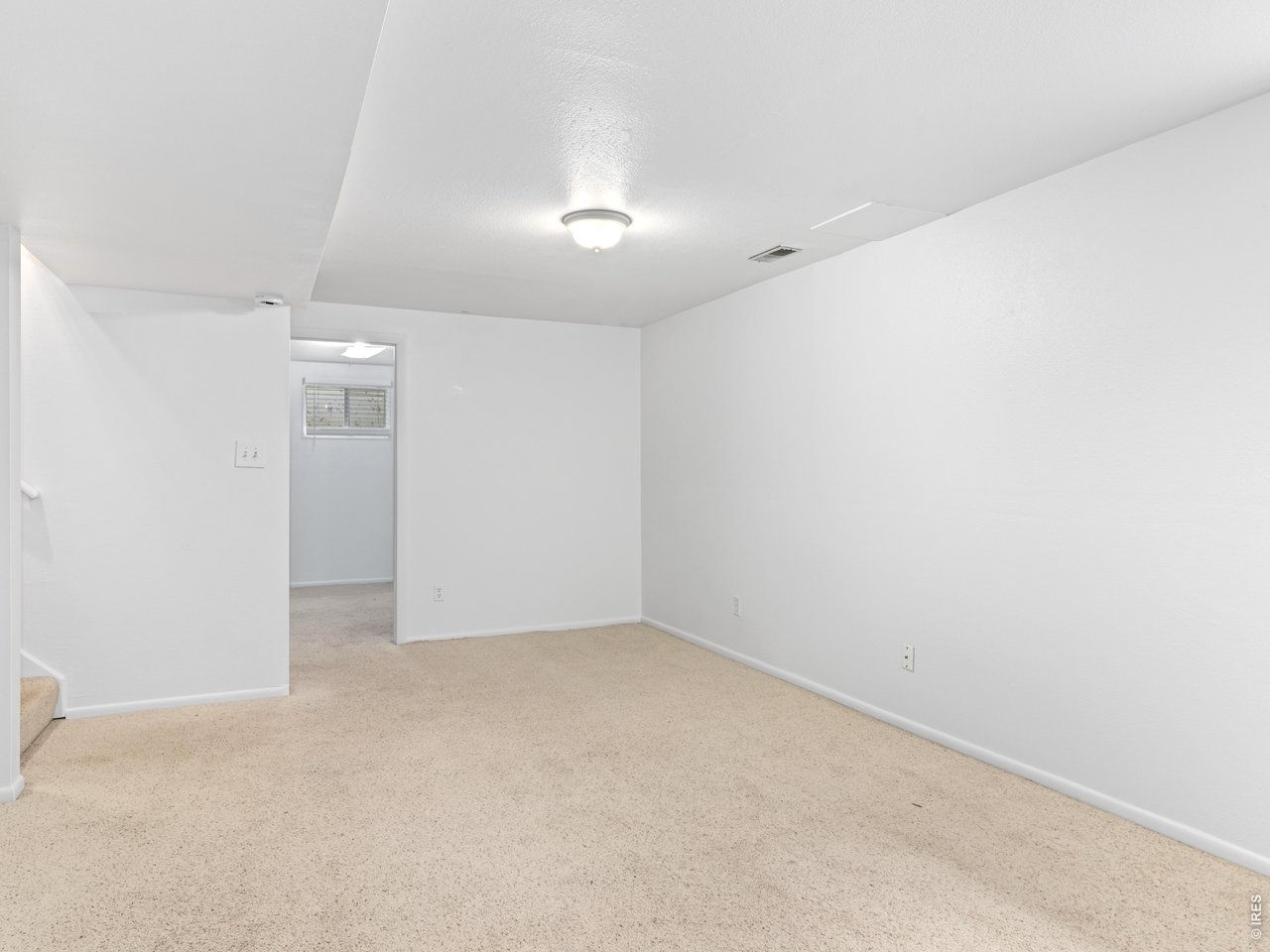 1024 Oxford Ln 52