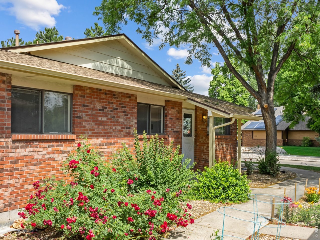 1024 Oxford Ln 52