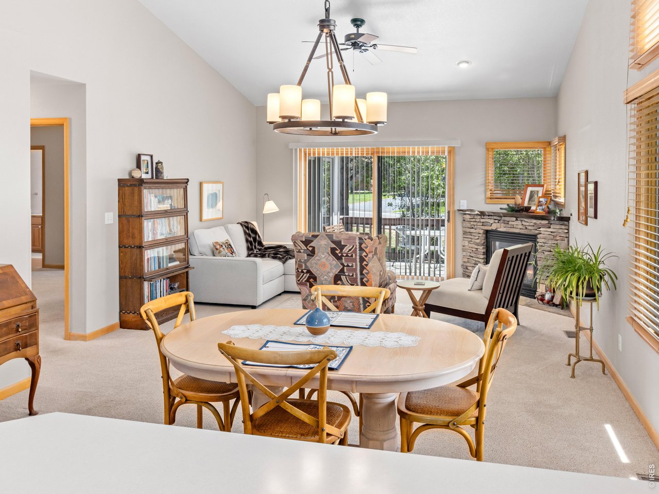 732 Par Ln