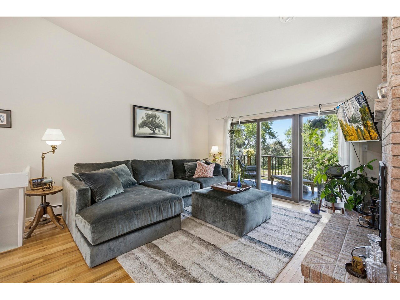 1643 Adriel Dr