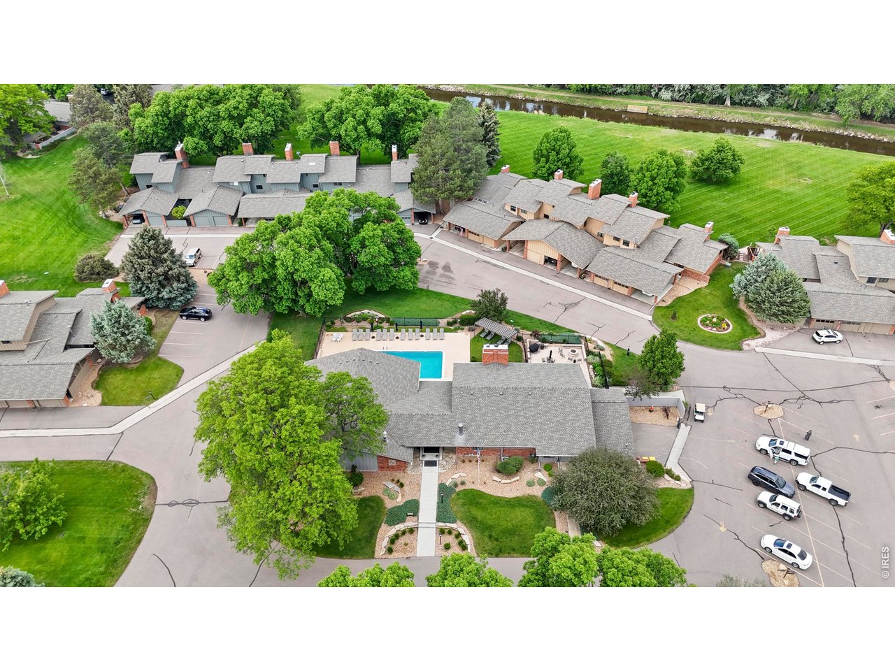 1643 Adriel Dr