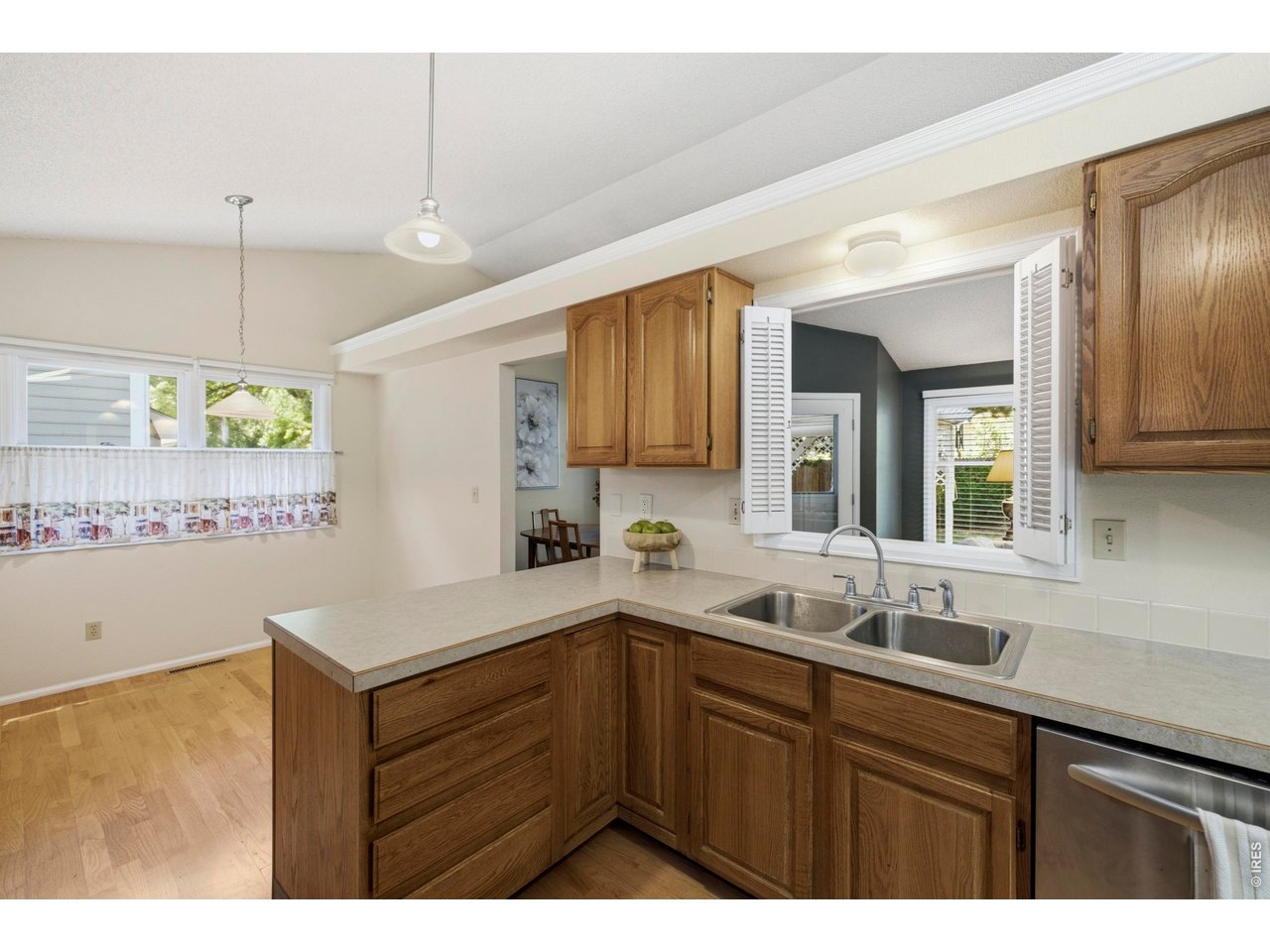 2231 Creekwood Dr