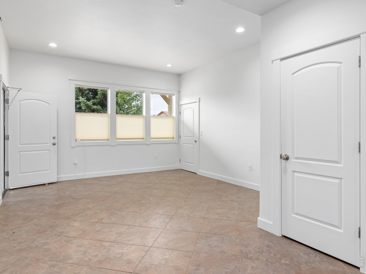 1765 Olympian Ln