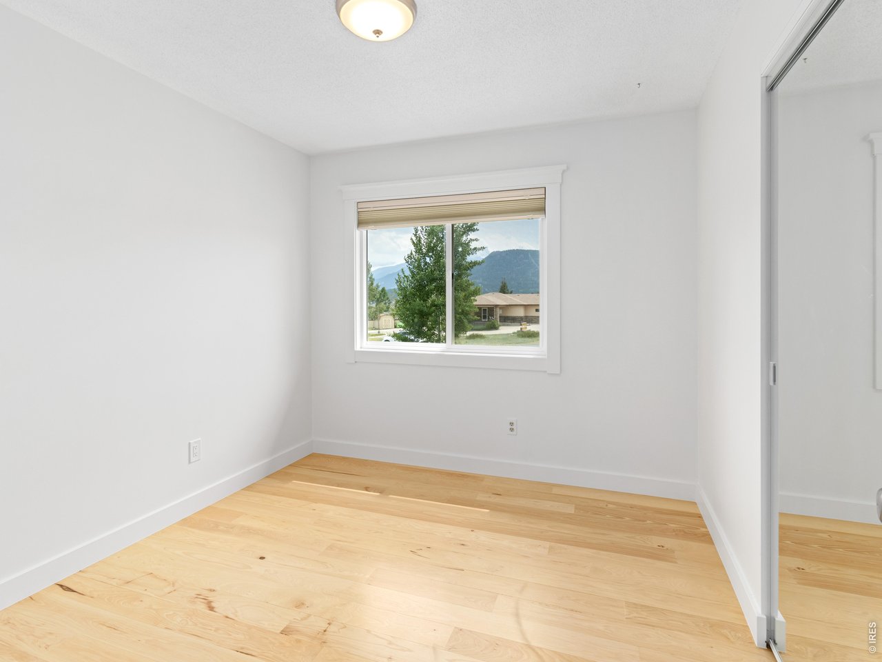 1765 Olympian Ln