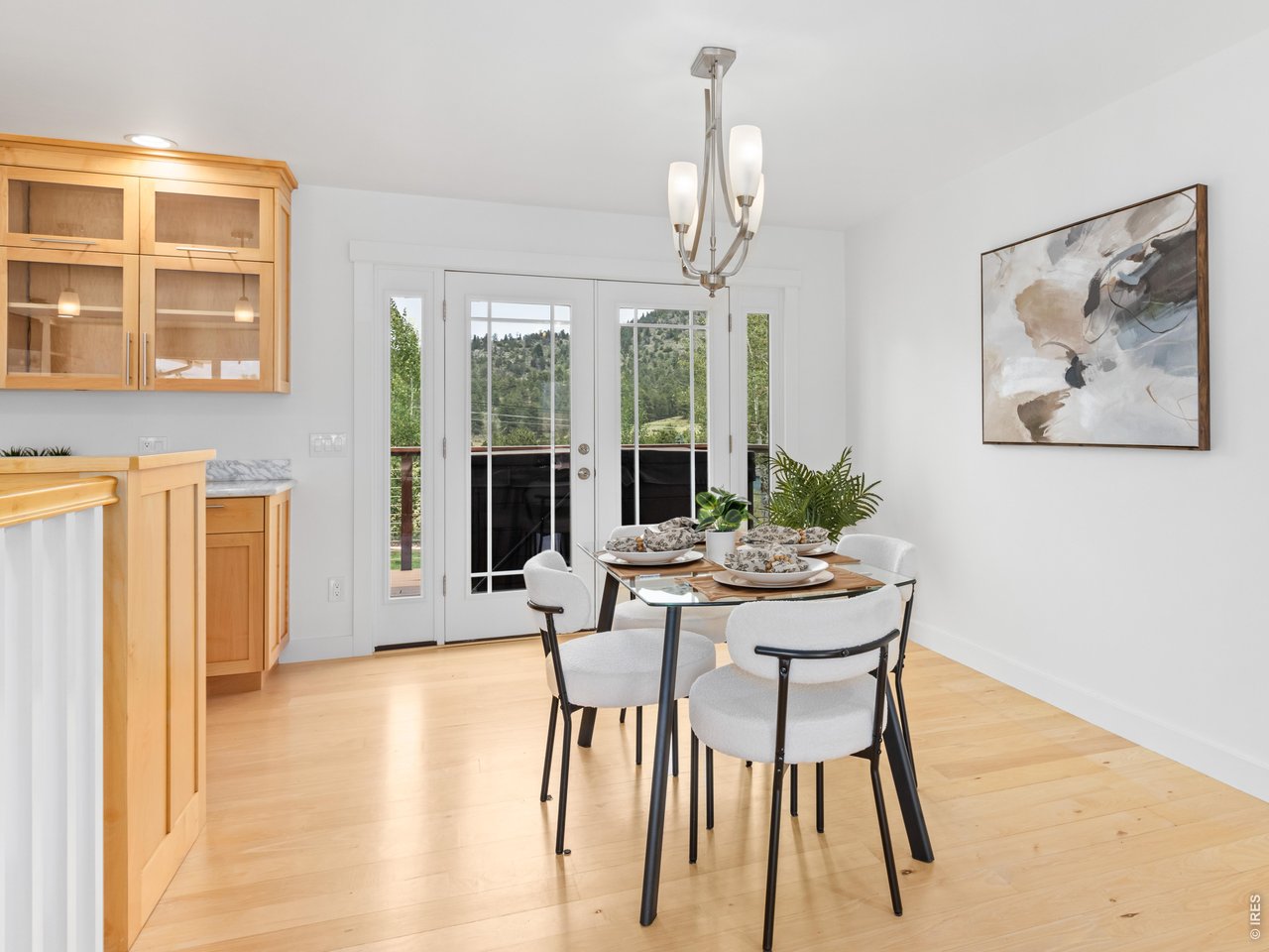 1765 Olympian Ln