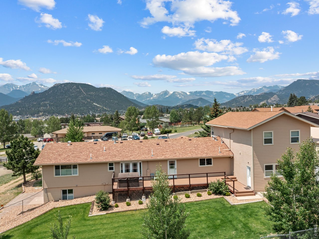 1765 Olympian Ln