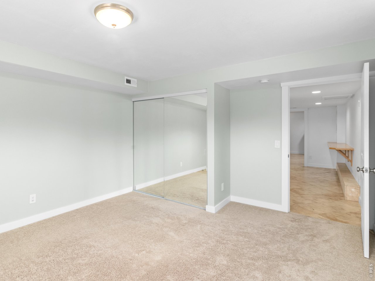 1765 Olympian Ln