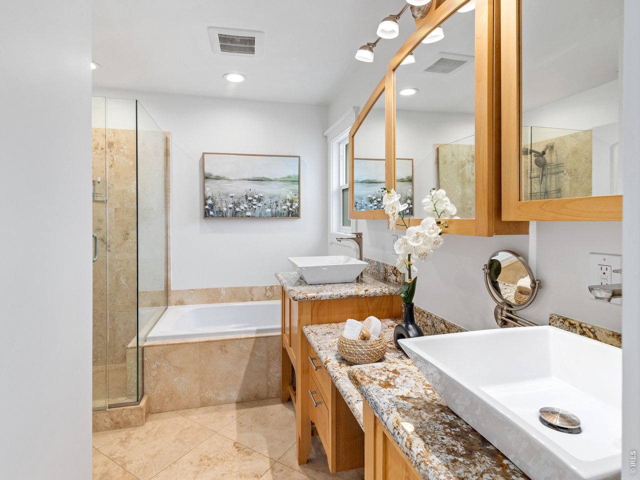 1765 Olympian Ln