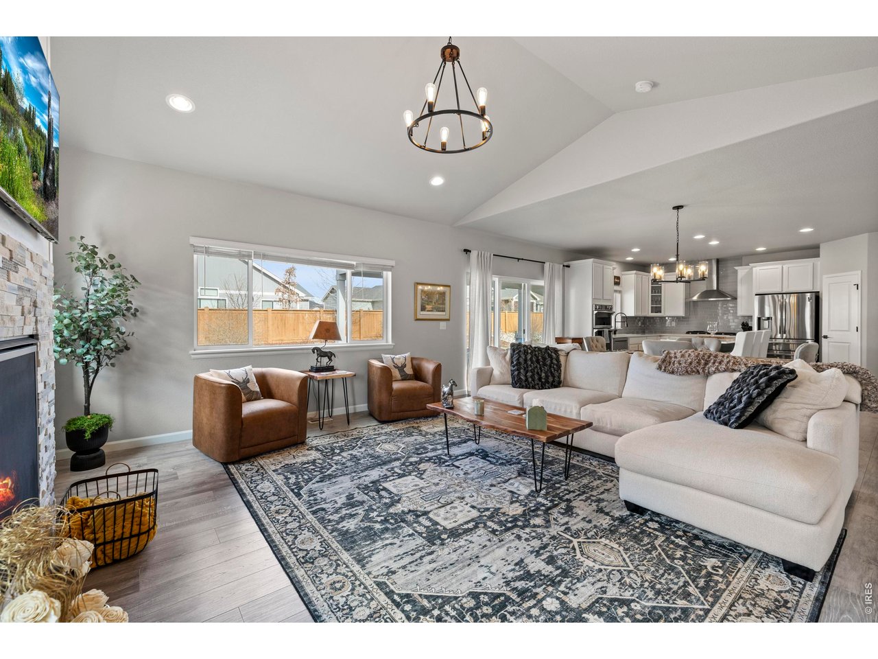 356 Bluestar Dr