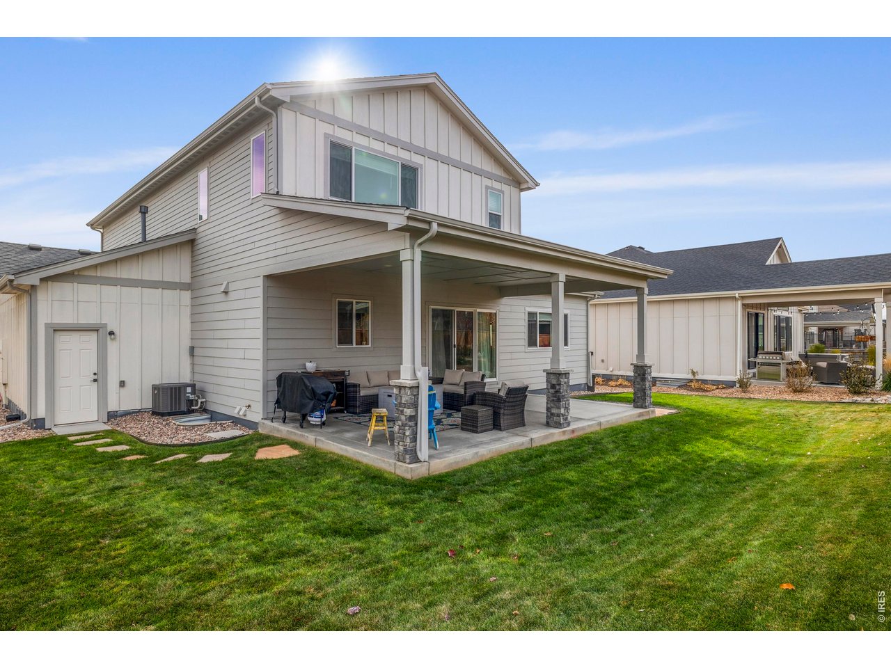 356 Bluestar Dr