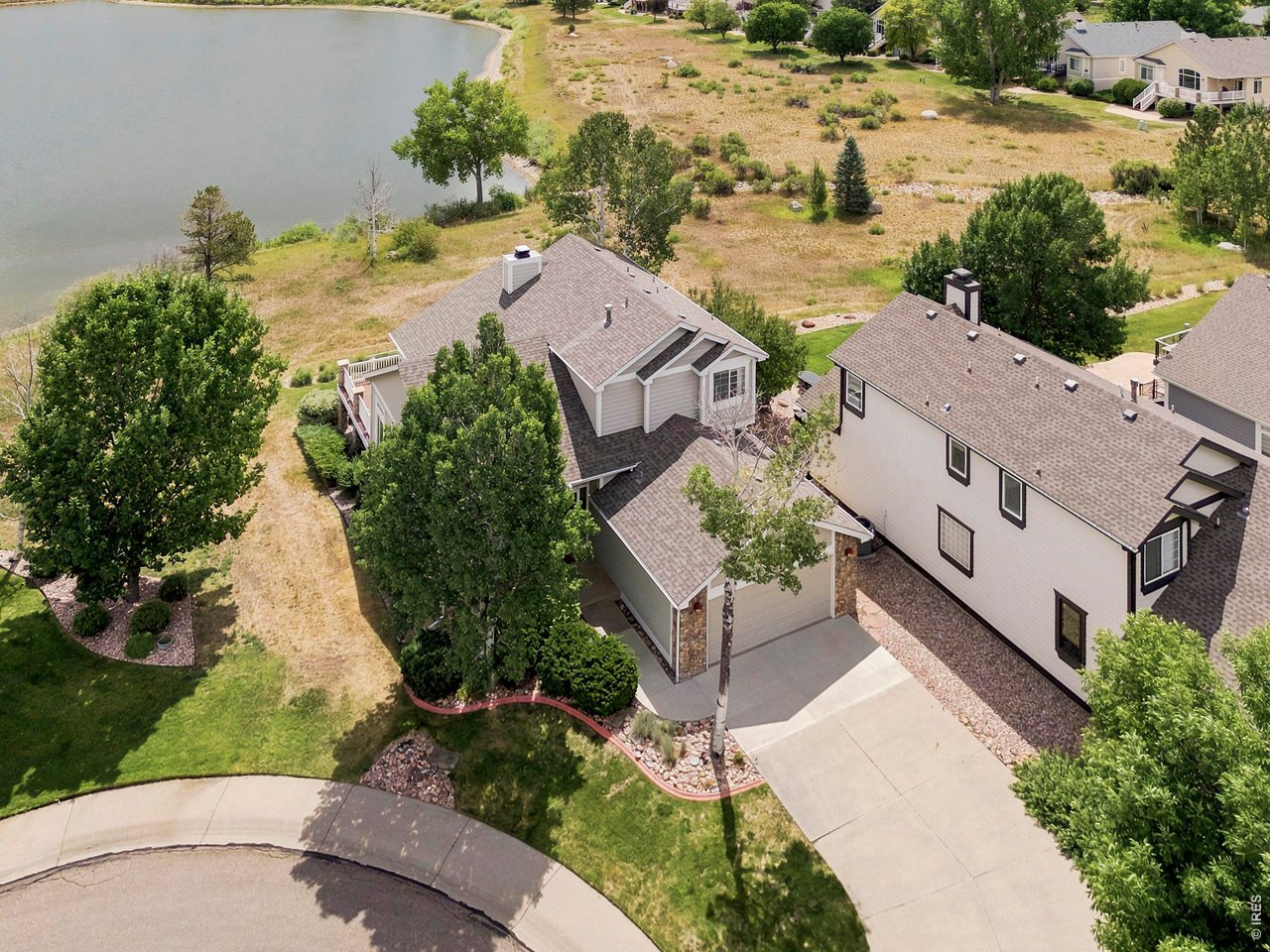 535 Lakeside Pl
