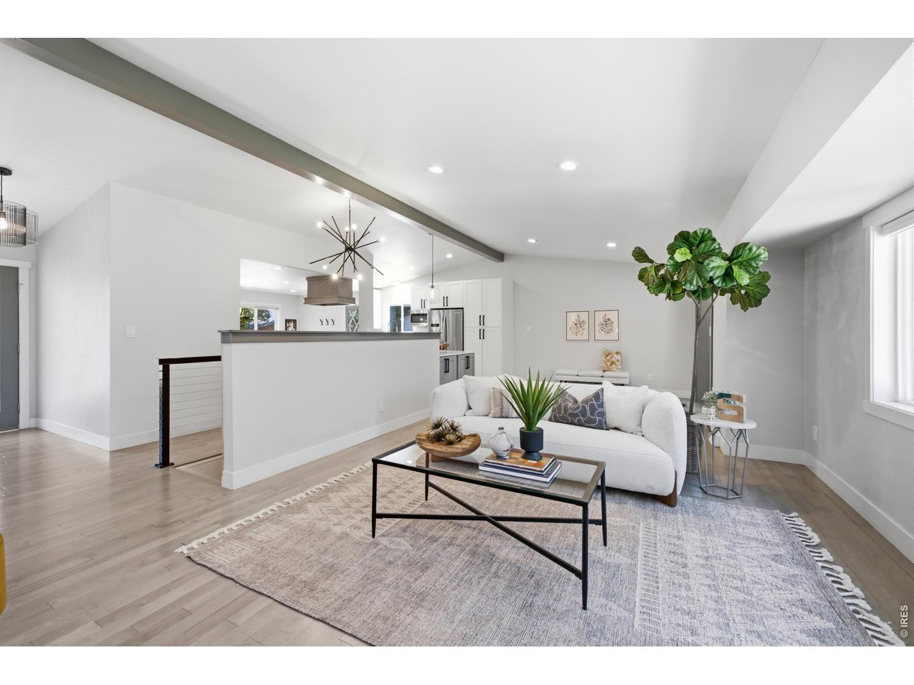 1433 Pikes Peak Ave