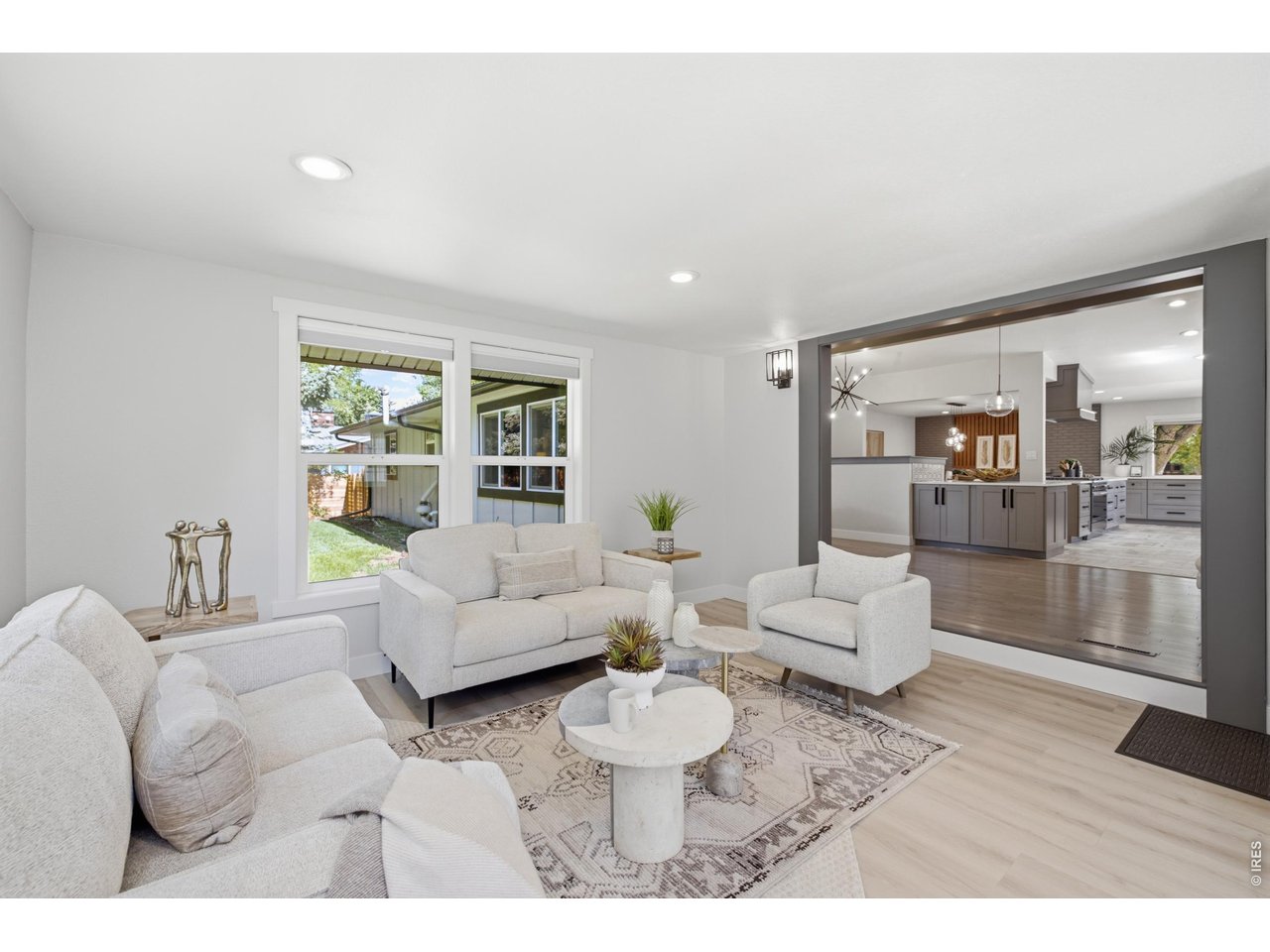 1433 Pikes Peak Ave