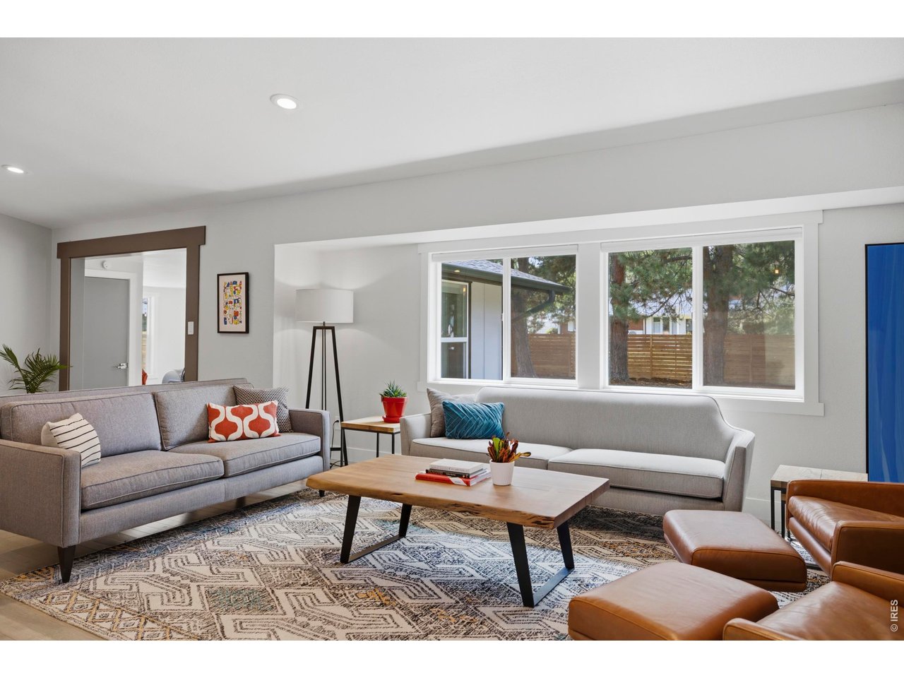 1433 Pikes Peak Ave